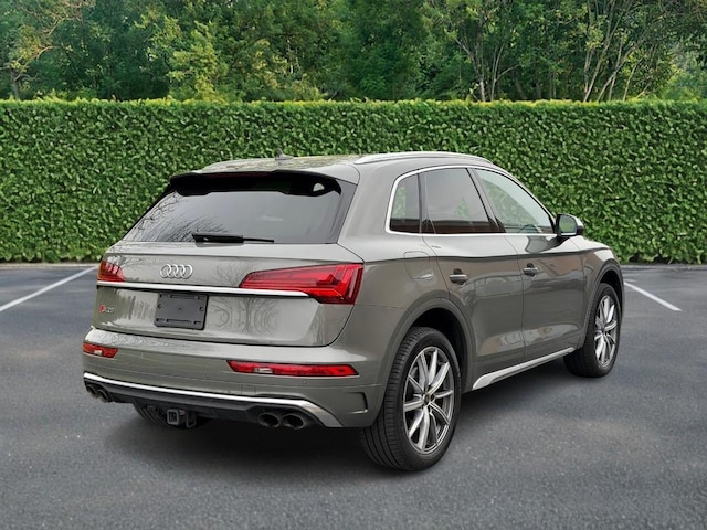 2023 Audi SQ5