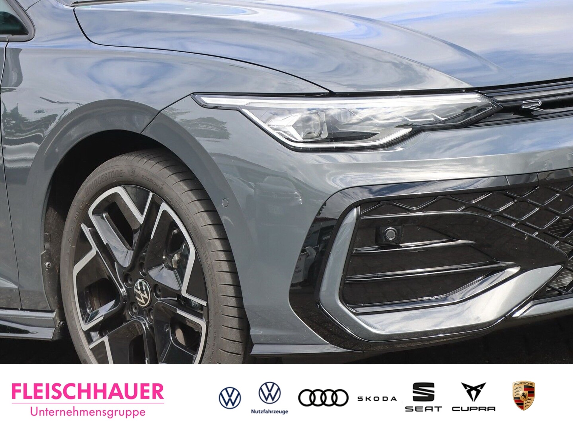Volkswagen Golf Variant R-Line