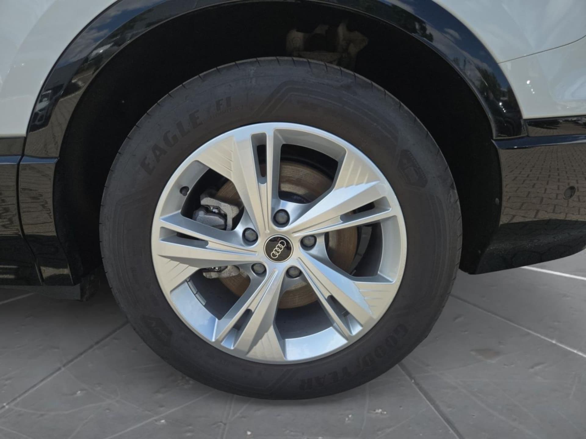 Audi Q6 SUV e-tron