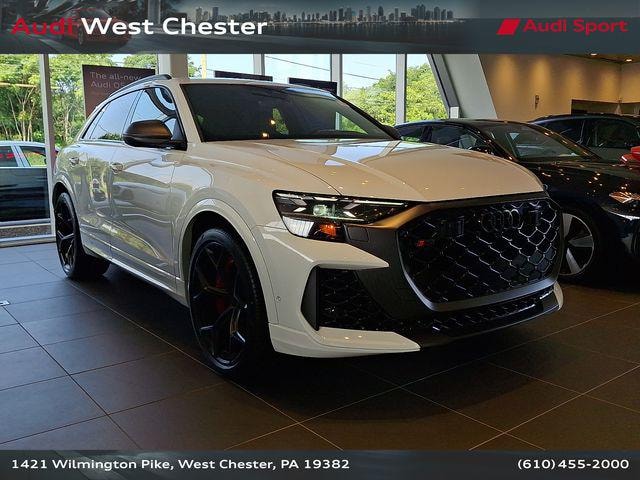 2026 Audi RS Q8 SUV performance