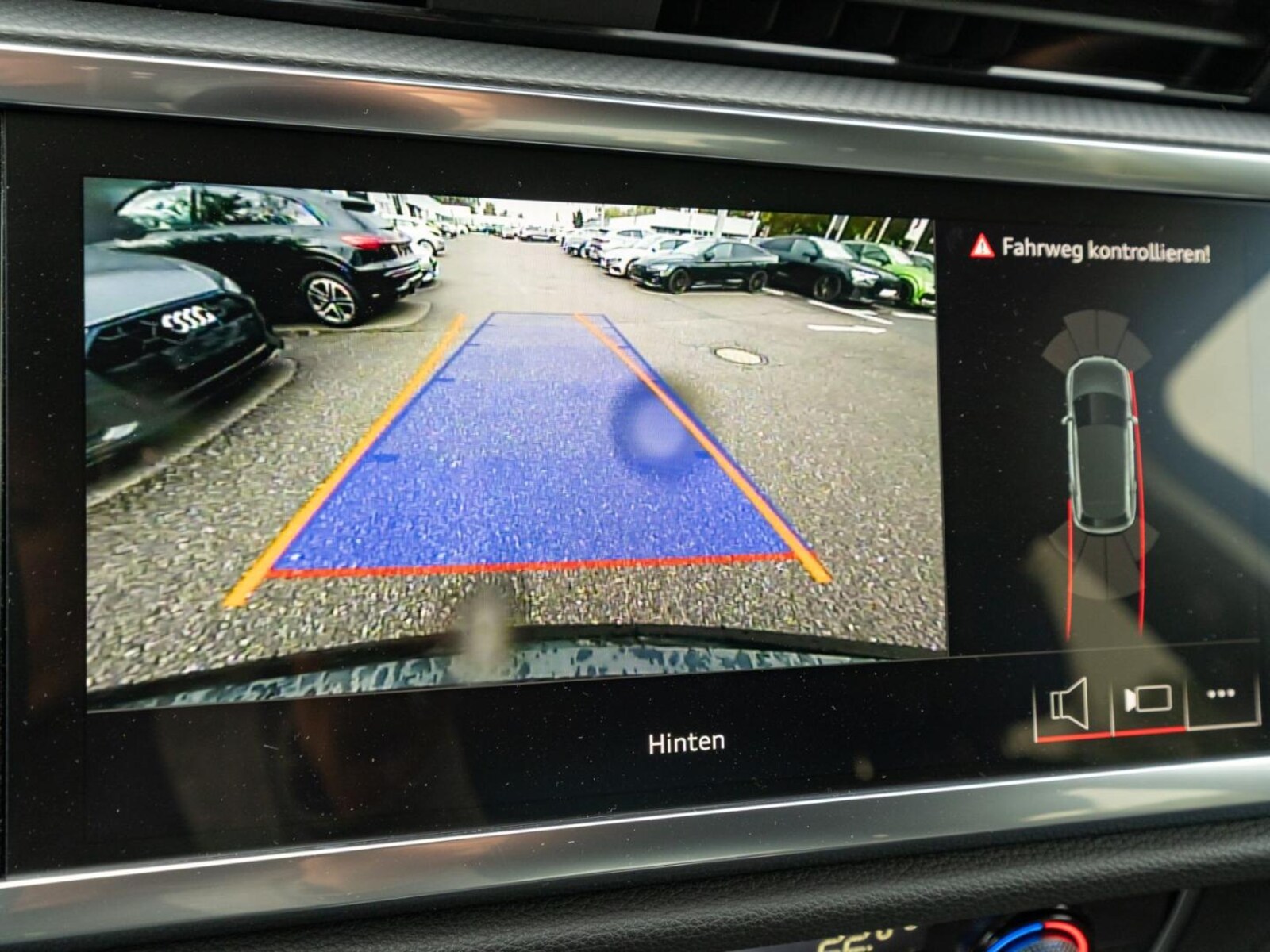 Audi Q3 – Bild 19