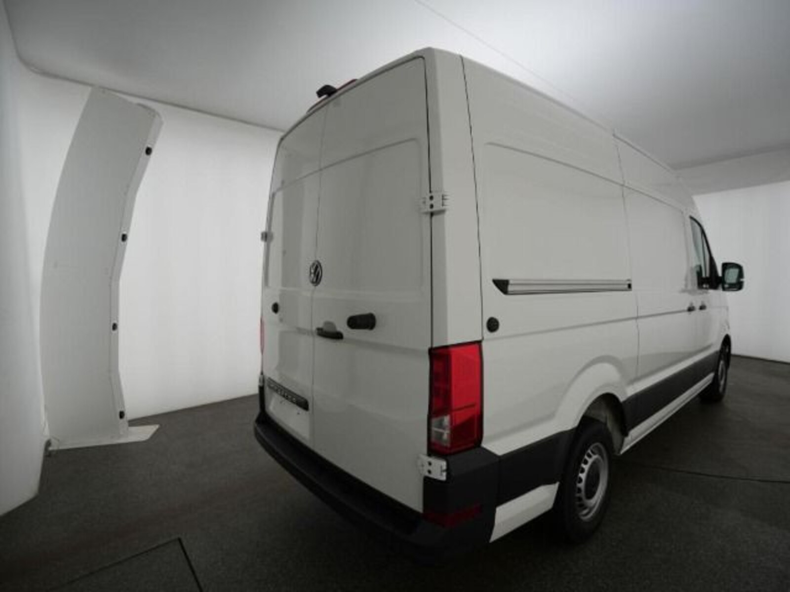 Volkswagen Crafter Kasten mittlerer Radstand – Bild 3