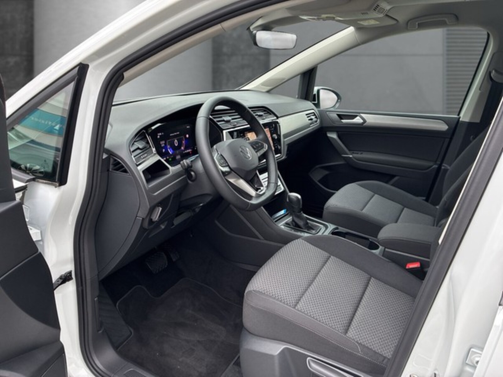 Volkswagen Touran – Bild 13