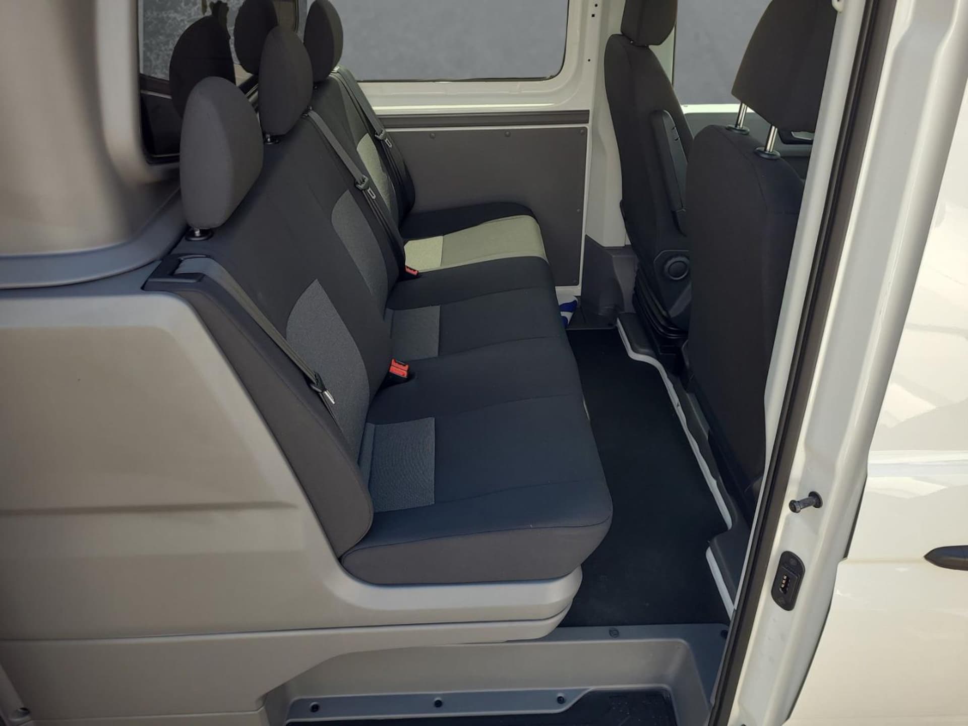 Volkswagen Crafter Kasten langer Radstand