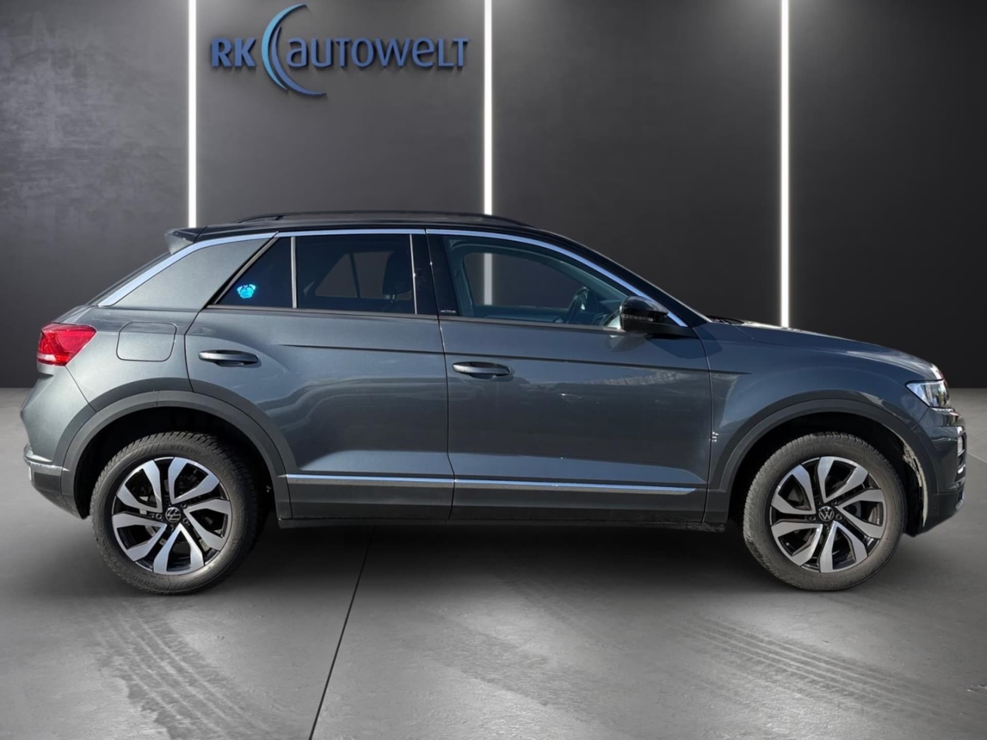 Volkswagen T-Roc Active