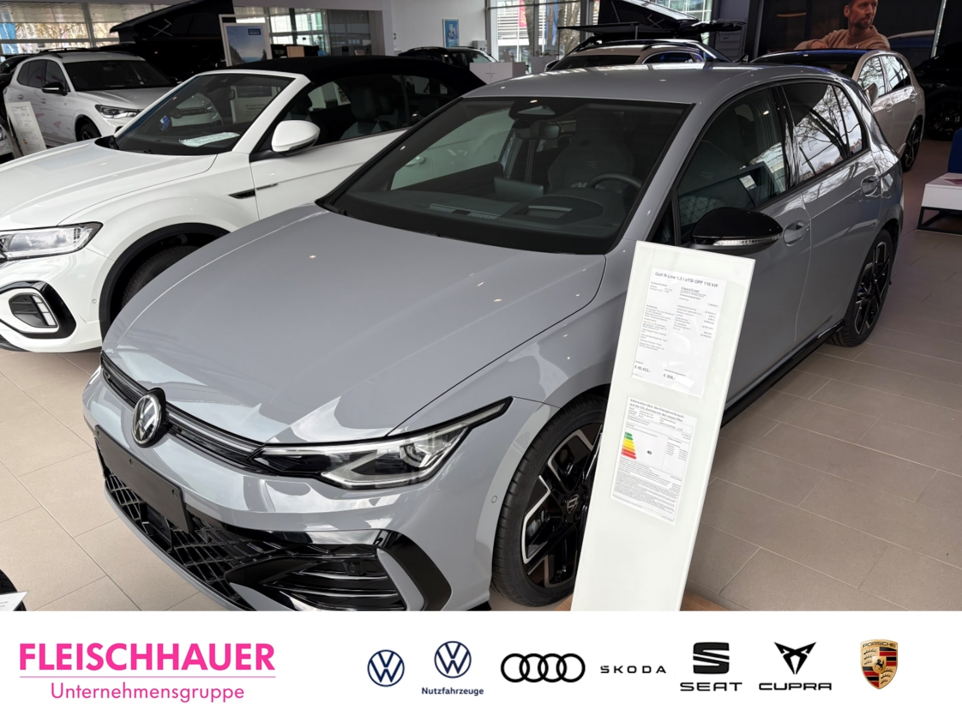 Volkswagen Golf R-Line