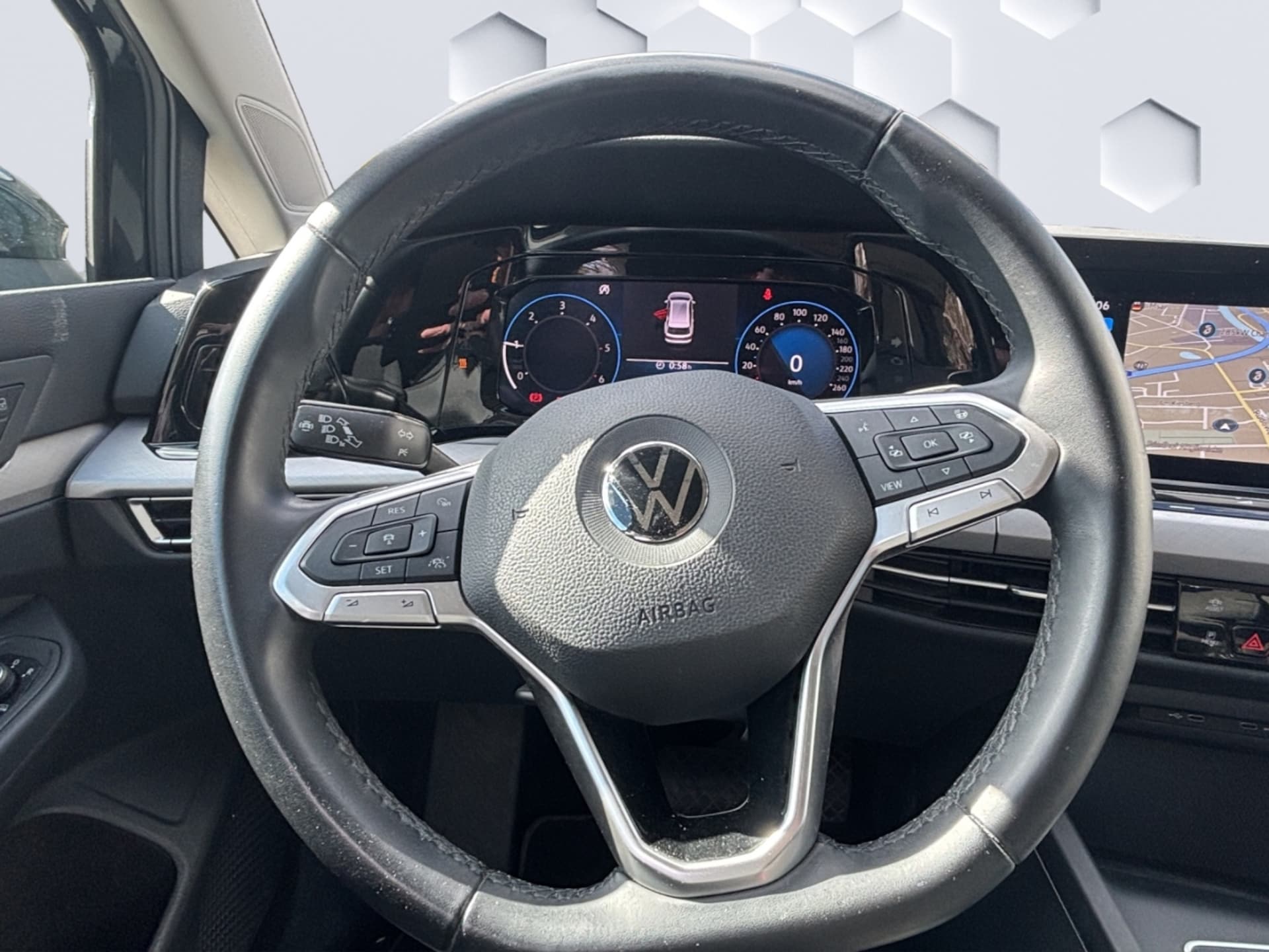 Volkswagen Golf Variant Life