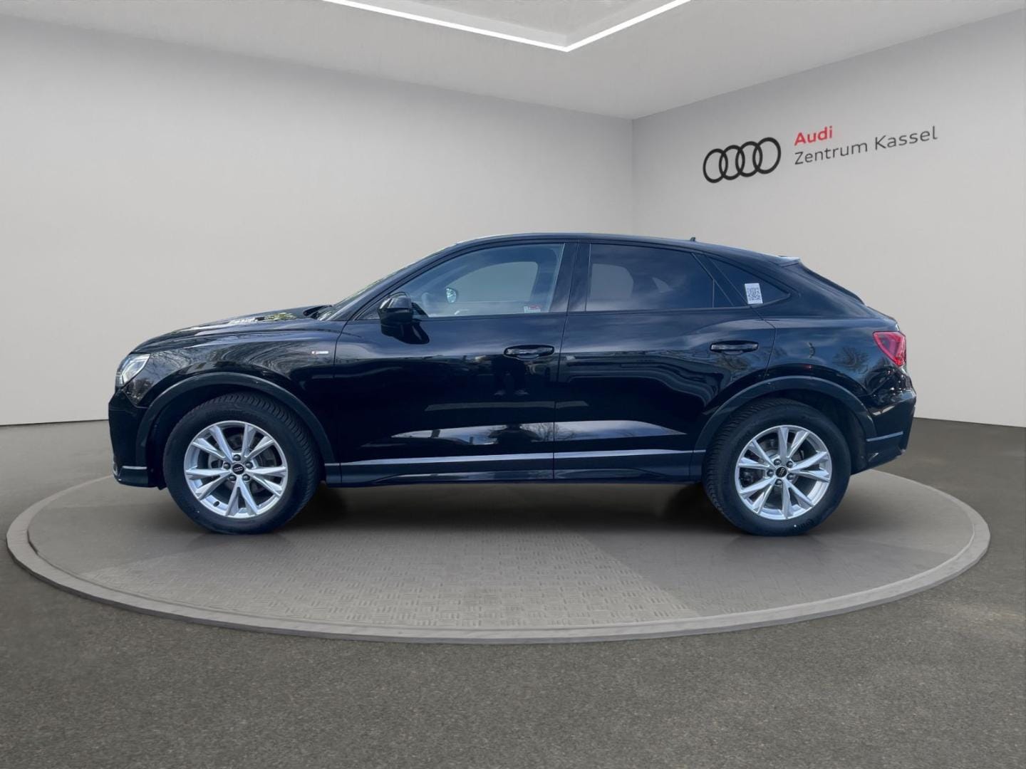 Bild über Audi Q3 Sportback S line 35 TFSI S tronic - für weitere Informationen kontaktieren Sie den Audi Partner