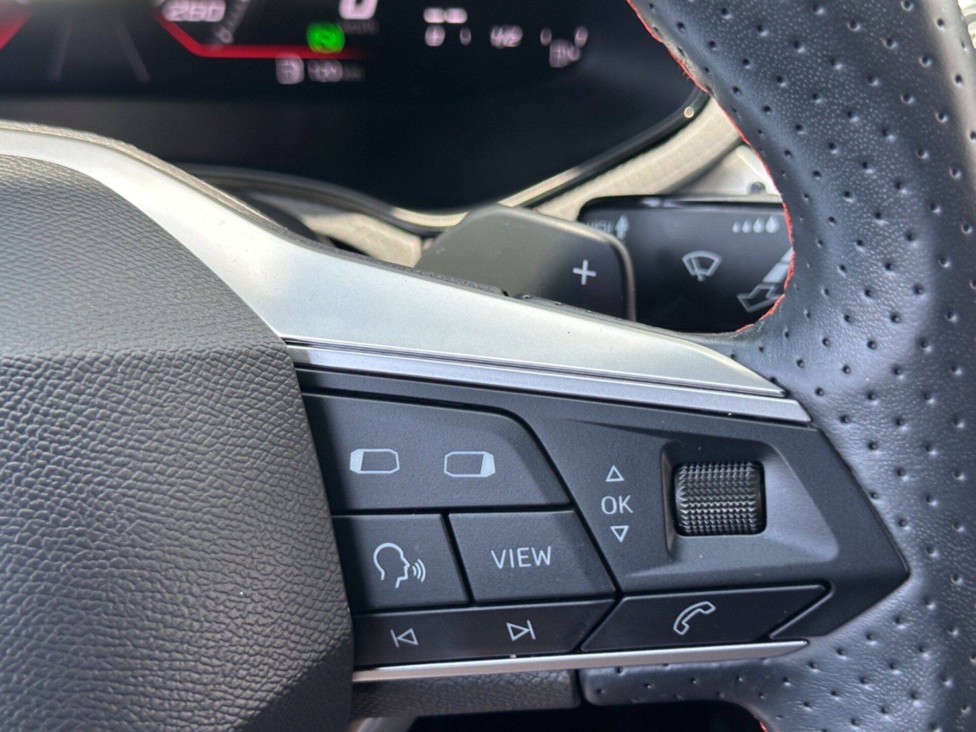 SEAT Arona FR