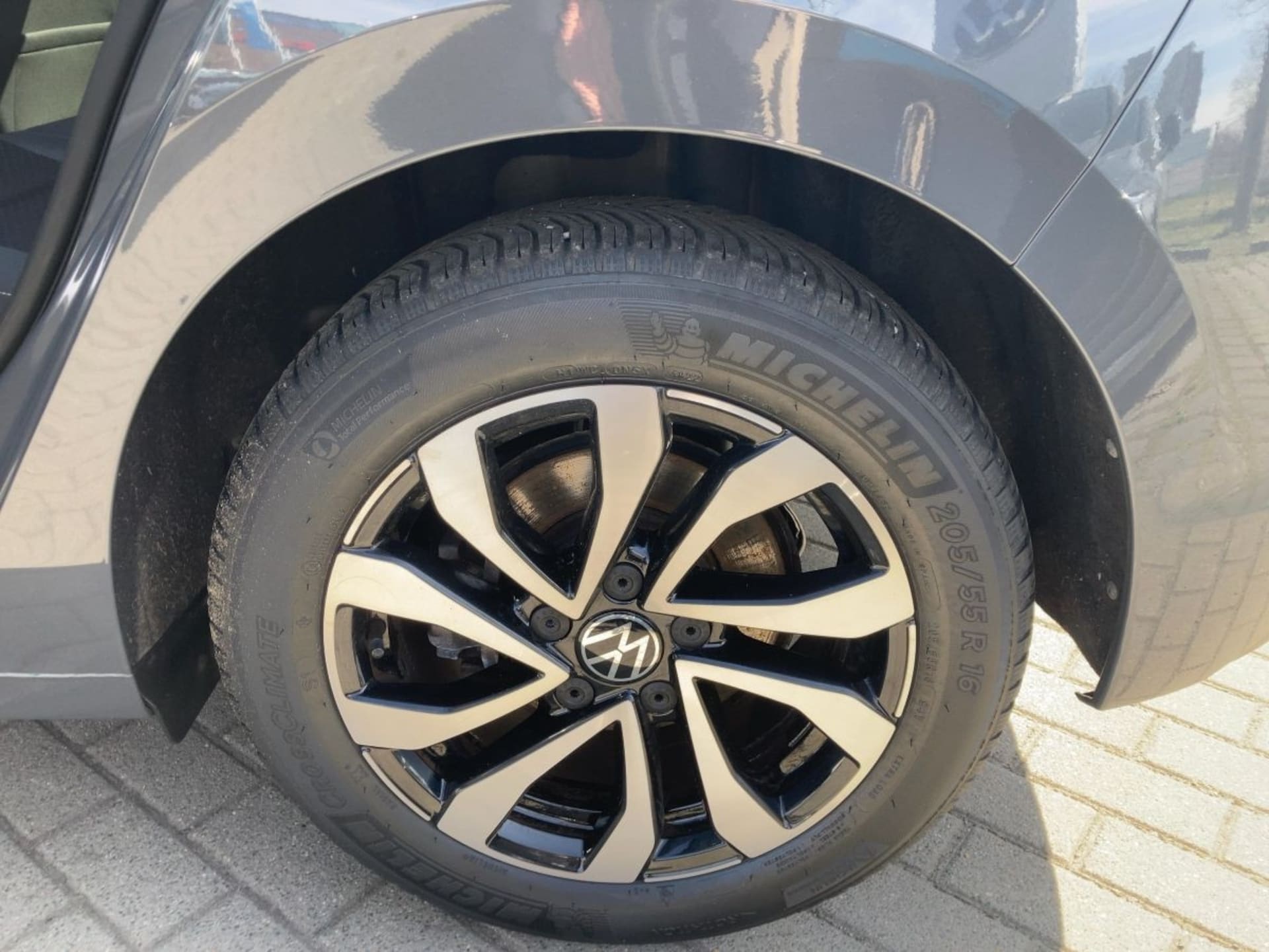 Volkswagen Golf Active