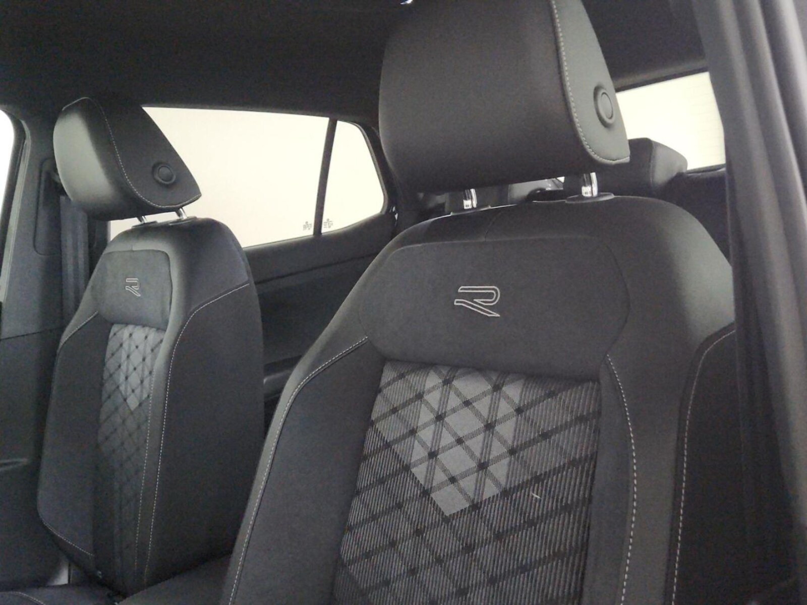 Volkswagen T-Cross – Bild 15