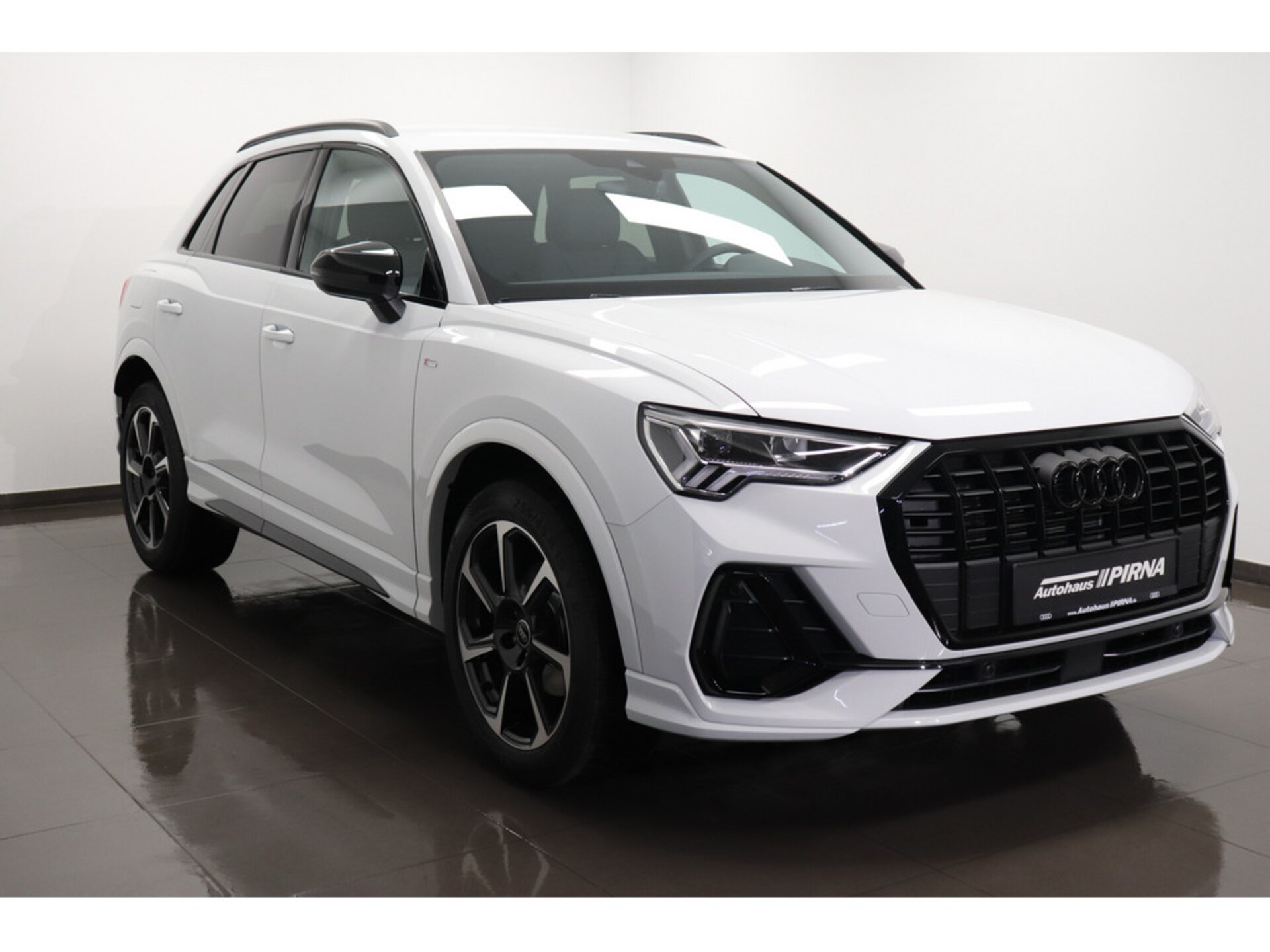 Audi Q3 SUV S line