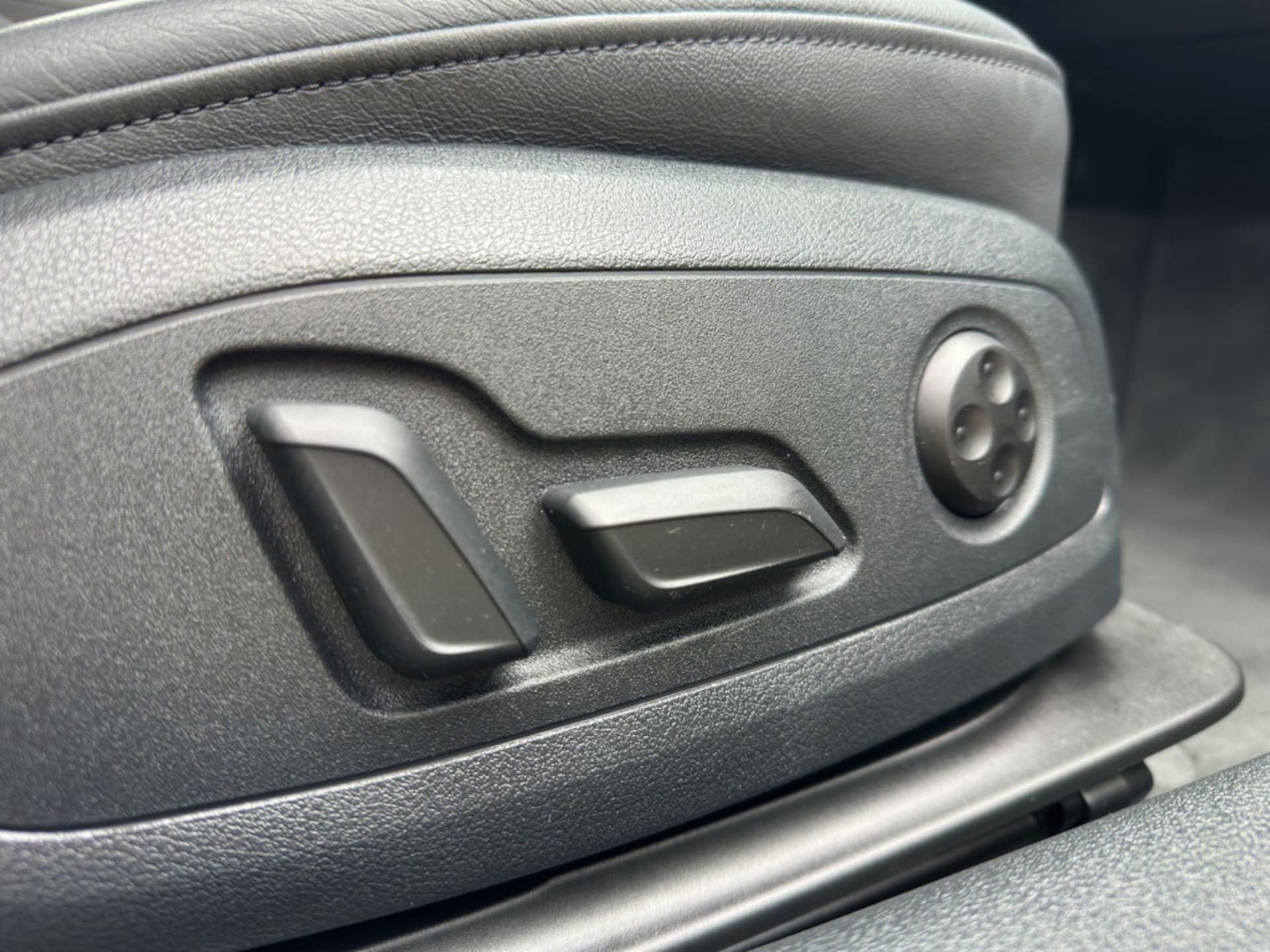 Audi A4 Avant Advanced