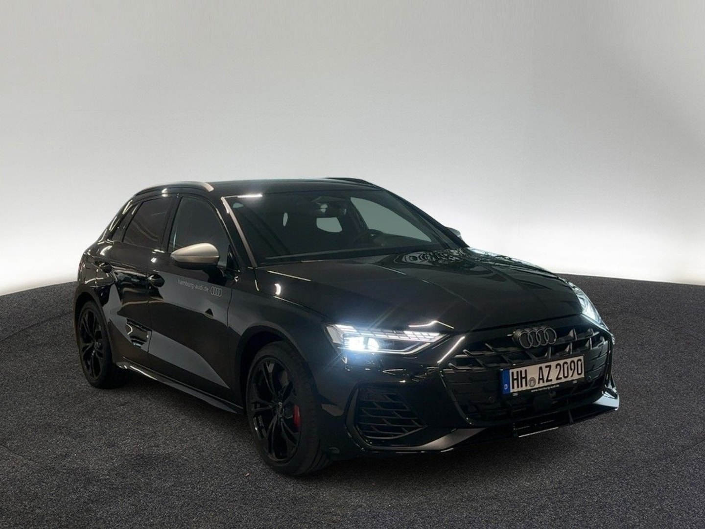 Bild über Audi S3 Sportback TFSI quattro S tronic - für weitere Informationen kontaktieren Sie den Audi Partner