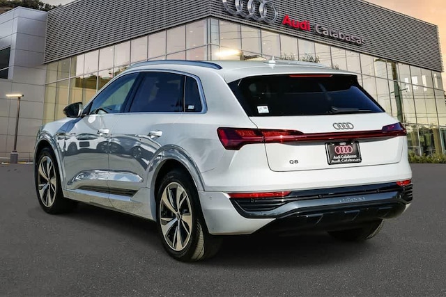 2024 Audi Q8 e-tron