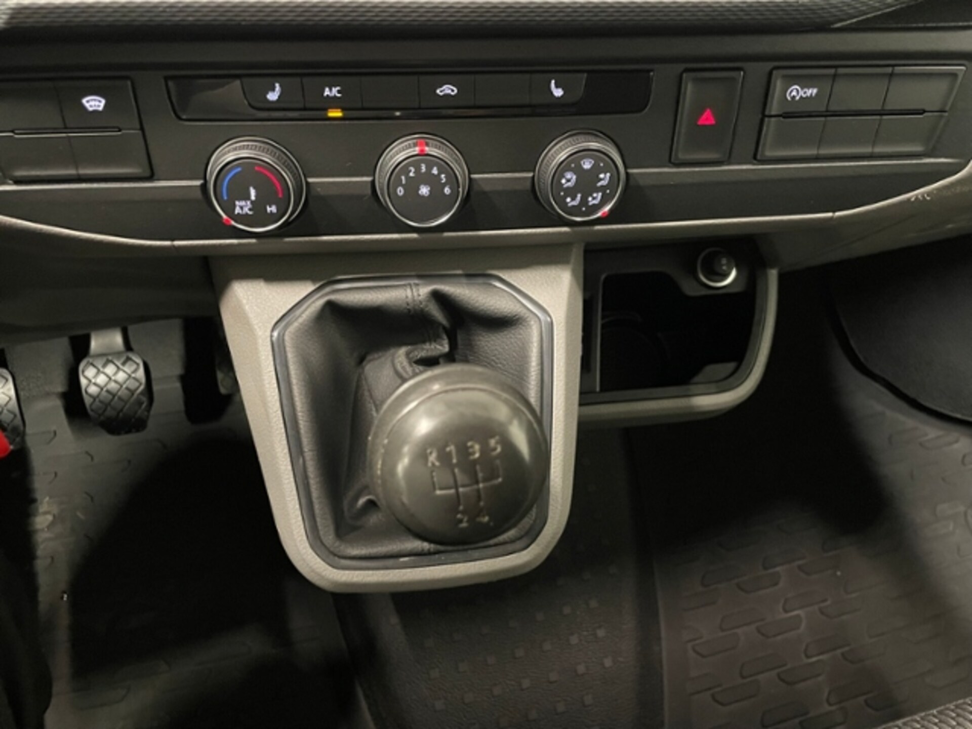 Volkswagen T6.1 Transporter Kasten kurzer Radstand