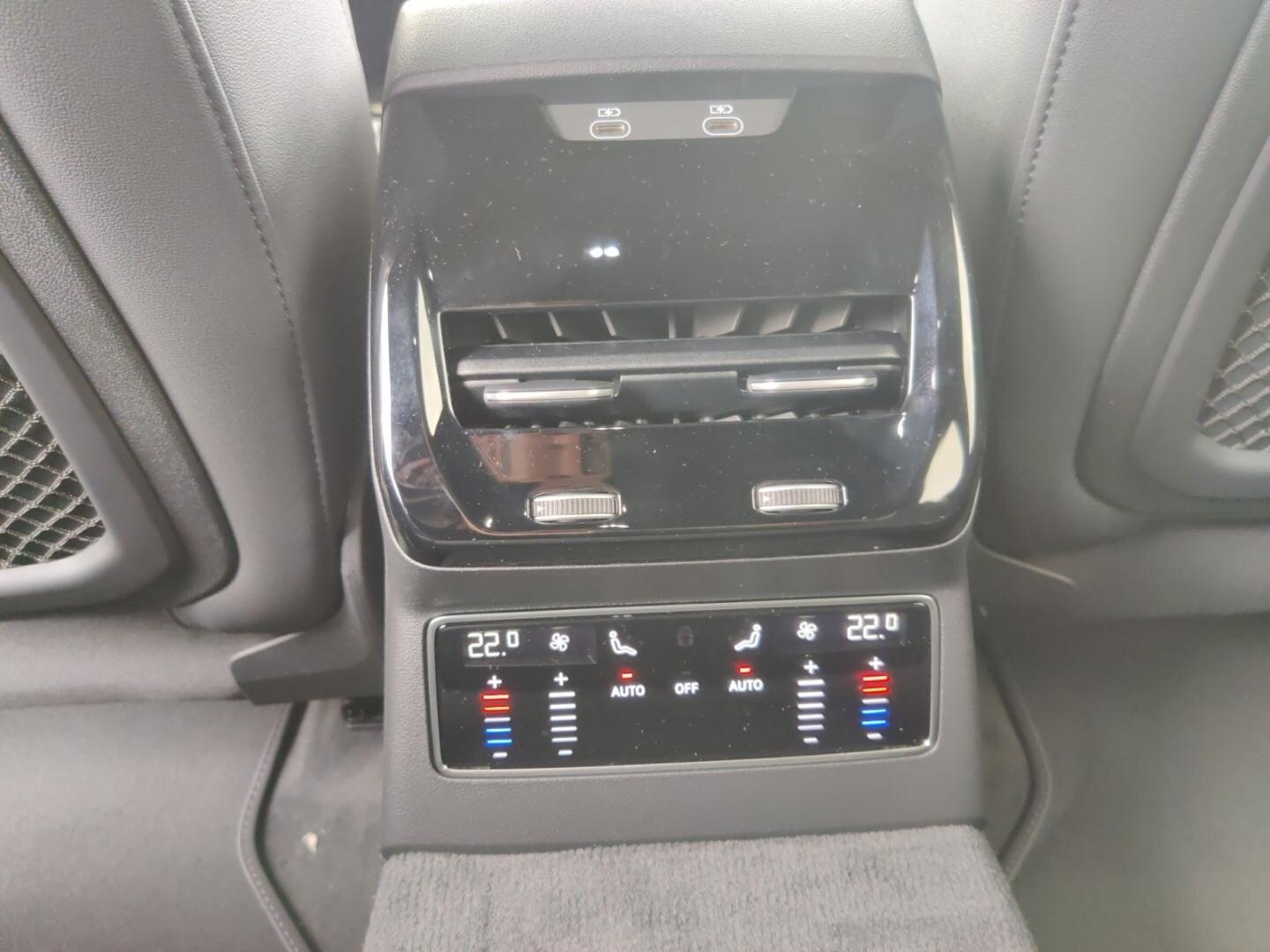 Bild über Audi A6 Avant edition one TDI quattro 150 kW S tronic - für weitere Informationen kontaktieren Sie den Audi Partner