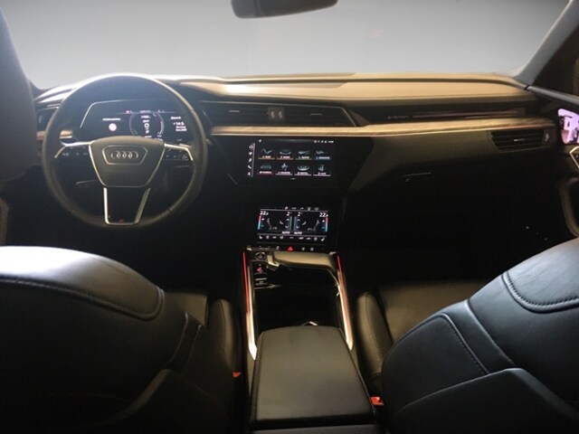 Image about Audi e-tron 55 quattro