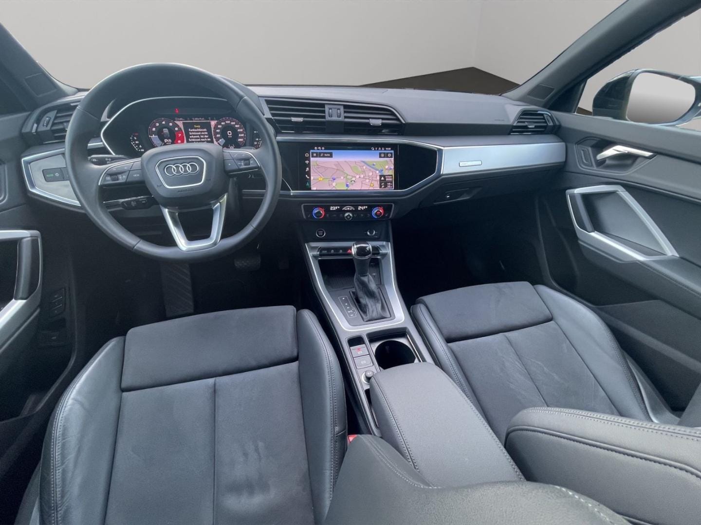 Bild über Audi Q3 Sportback S line 35 TFSI S tronic - für weitere Informationen kontaktieren Sie den Audi Partner