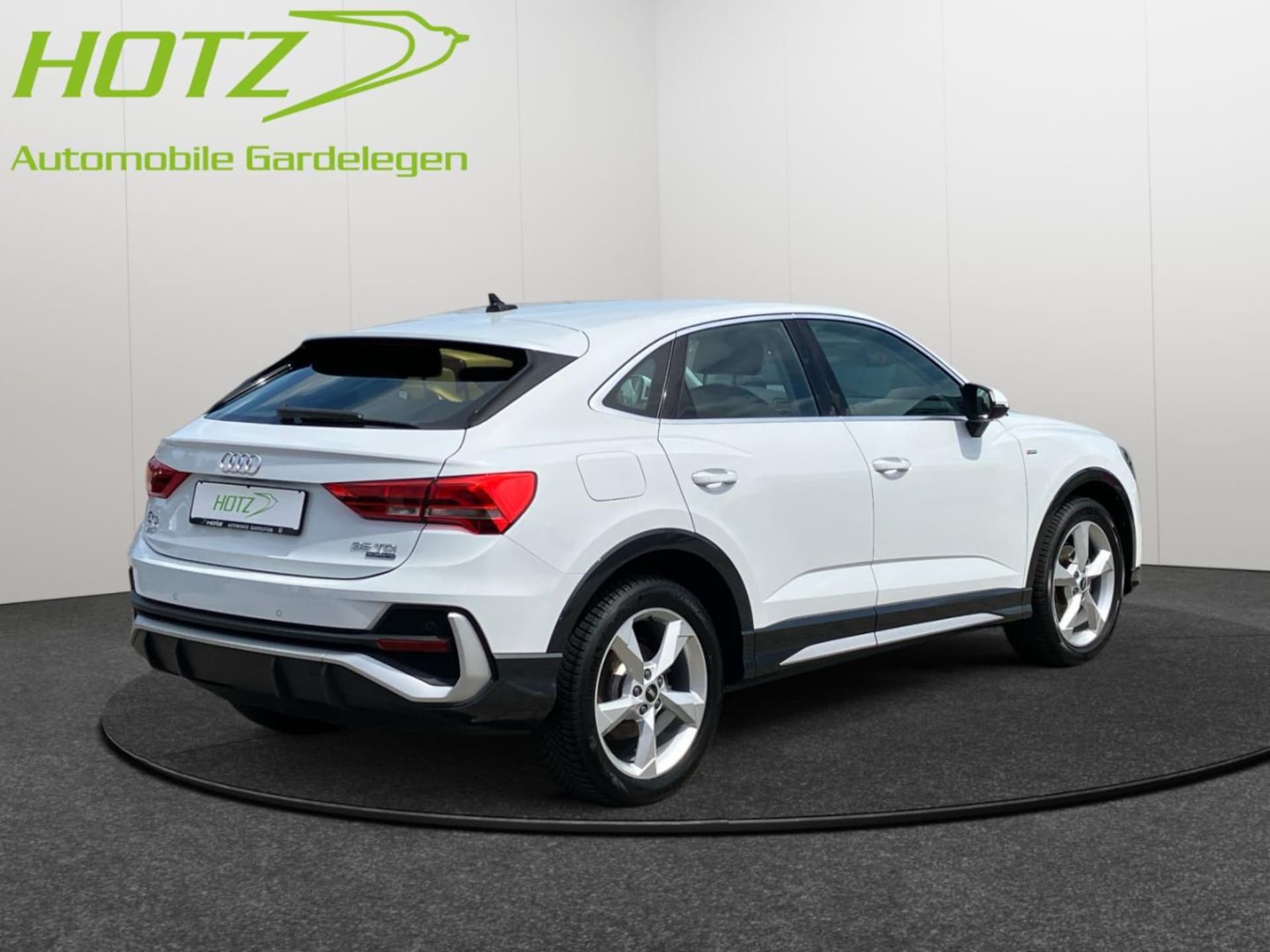 Audi Q3 Sportback S line