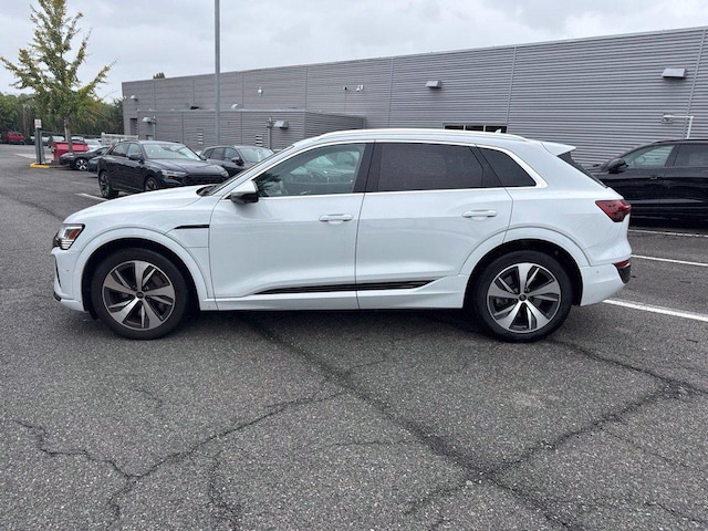 2024 Audi Q8 e-tron
