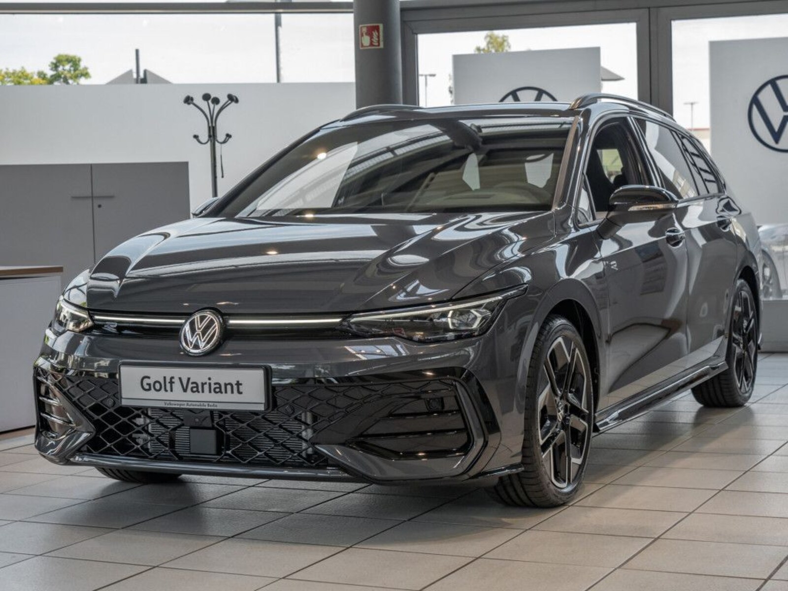 Volkswagen Golf Variant – Bild 2