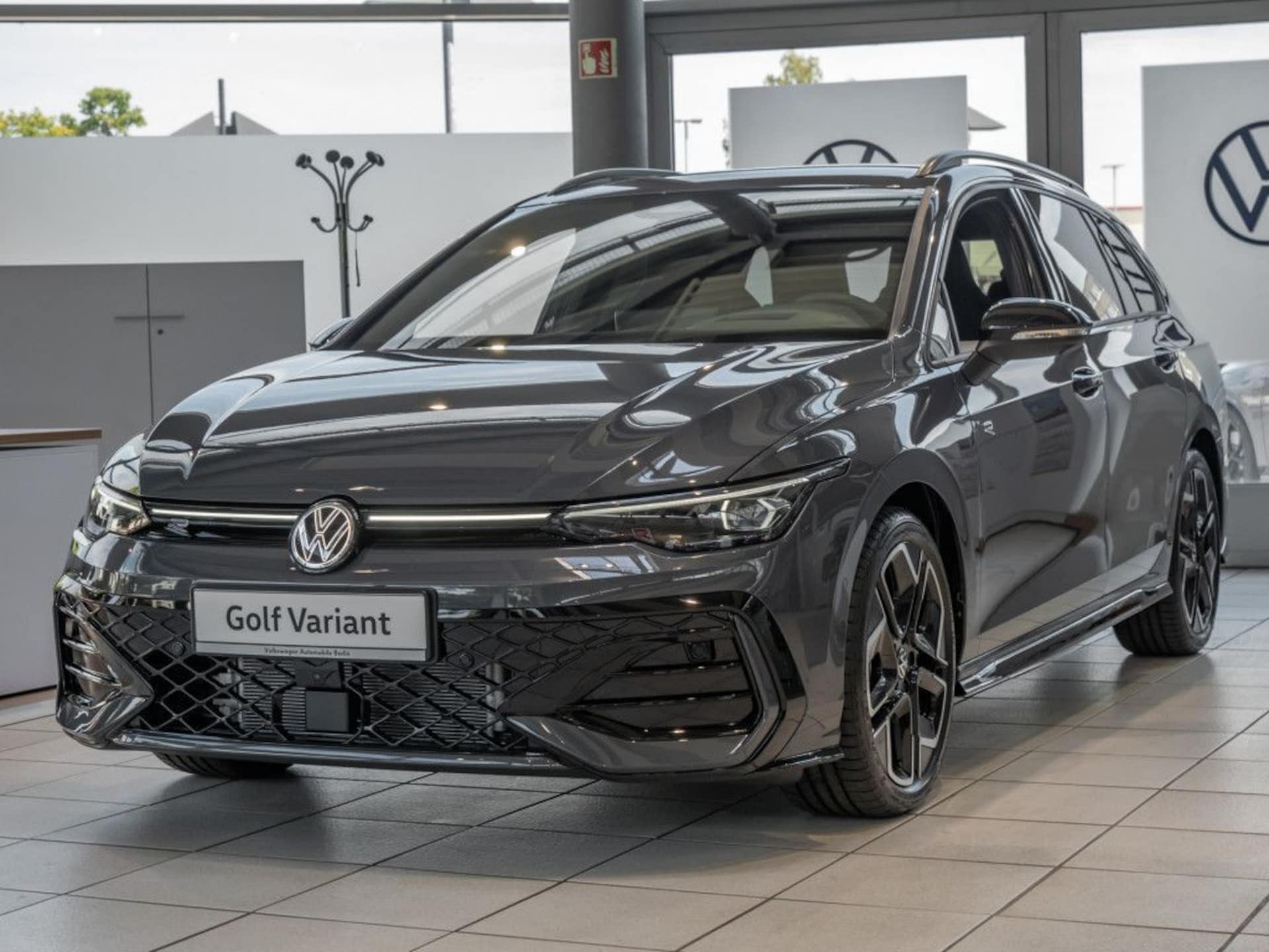 Volkswagen Golf Variant R-Line
