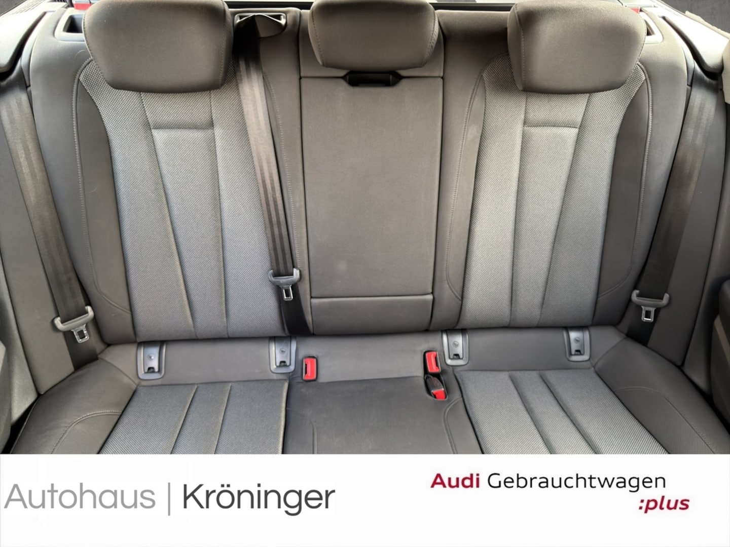 Bild über Audi A4 Avant 35 TFSI S tronic - für weitere Informationen kontaktieren Sie den Audi Partner