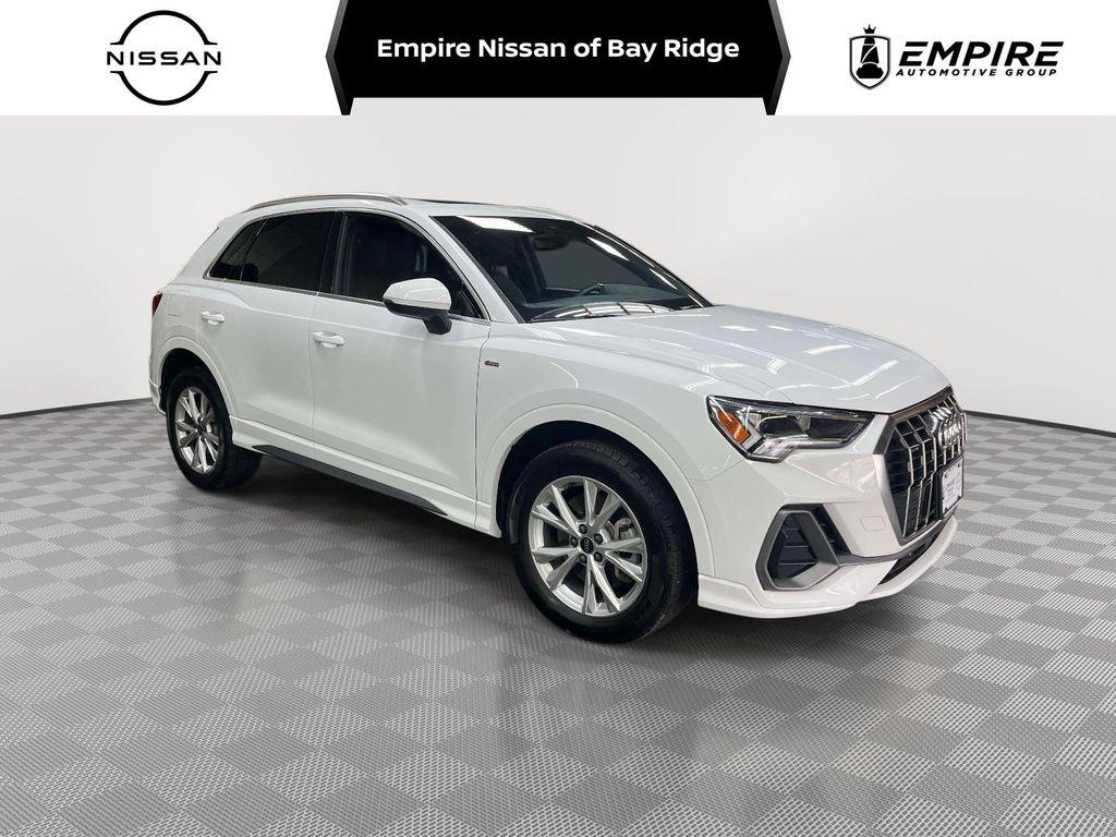 2025 Audi Q3 45 TFSI S Line Premium quattro's photo