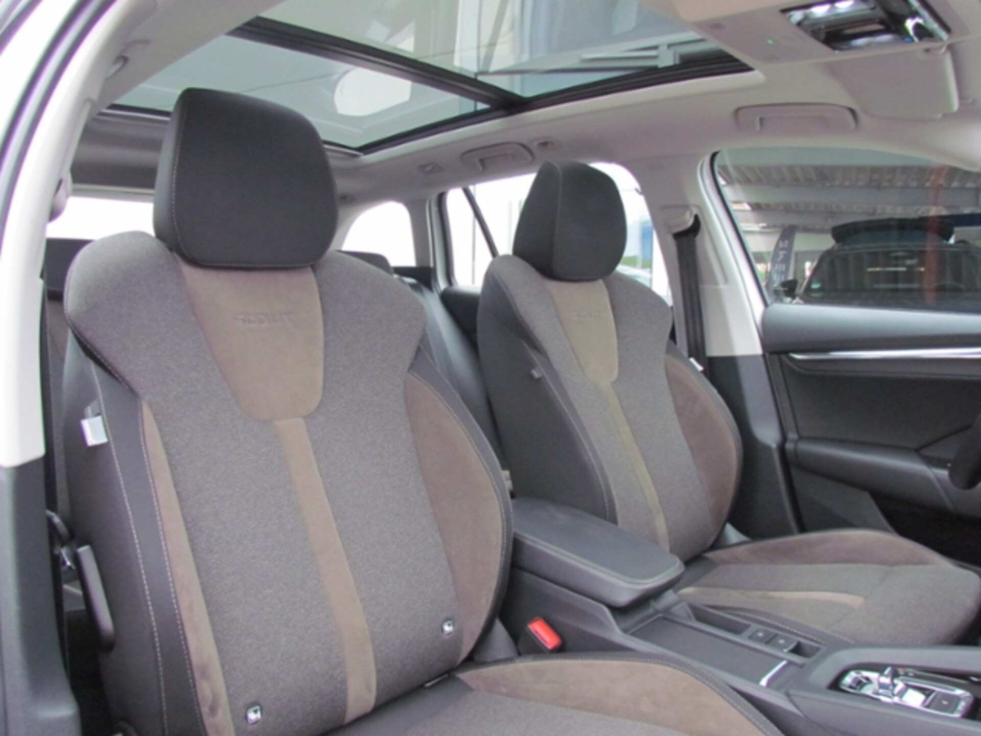 Skoda Octavia Combi SCOUT