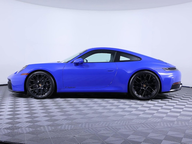 2025 Porsche