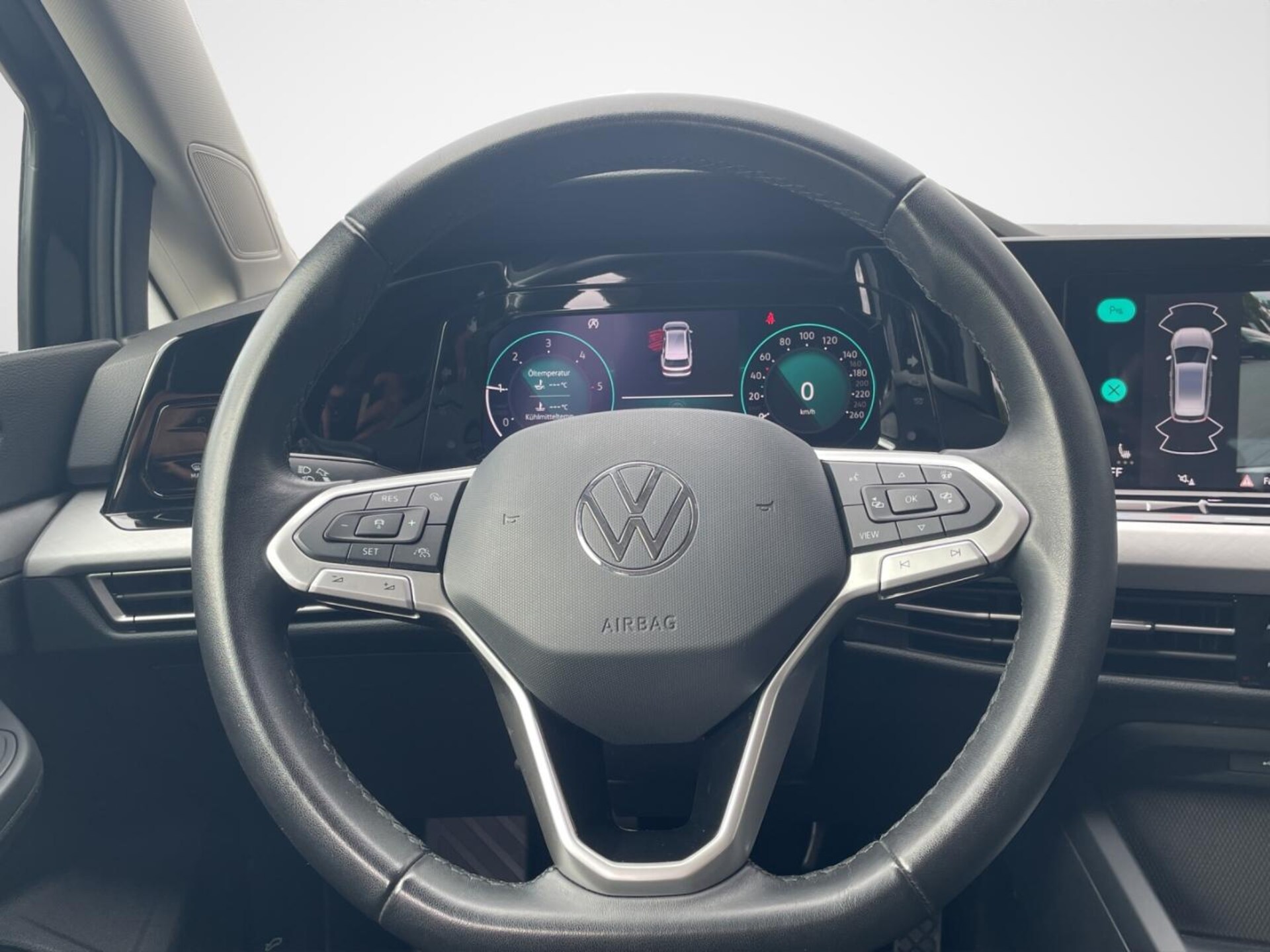 Volkswagen Golf Variant Life