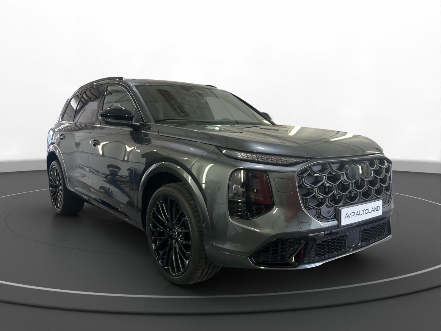 Bild über Audi Q7 SUV TDI quattro 220 kW tiptronic - für weitere Informationen kontaktieren Sie den Audi Partner