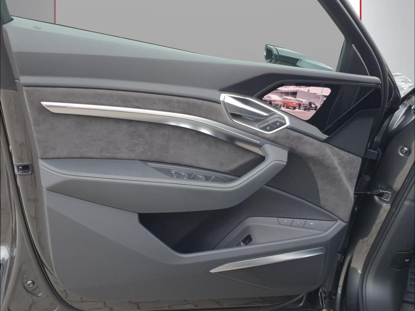 Image about Audi e-tron Sportback S line 55 quattro 300,00 kW