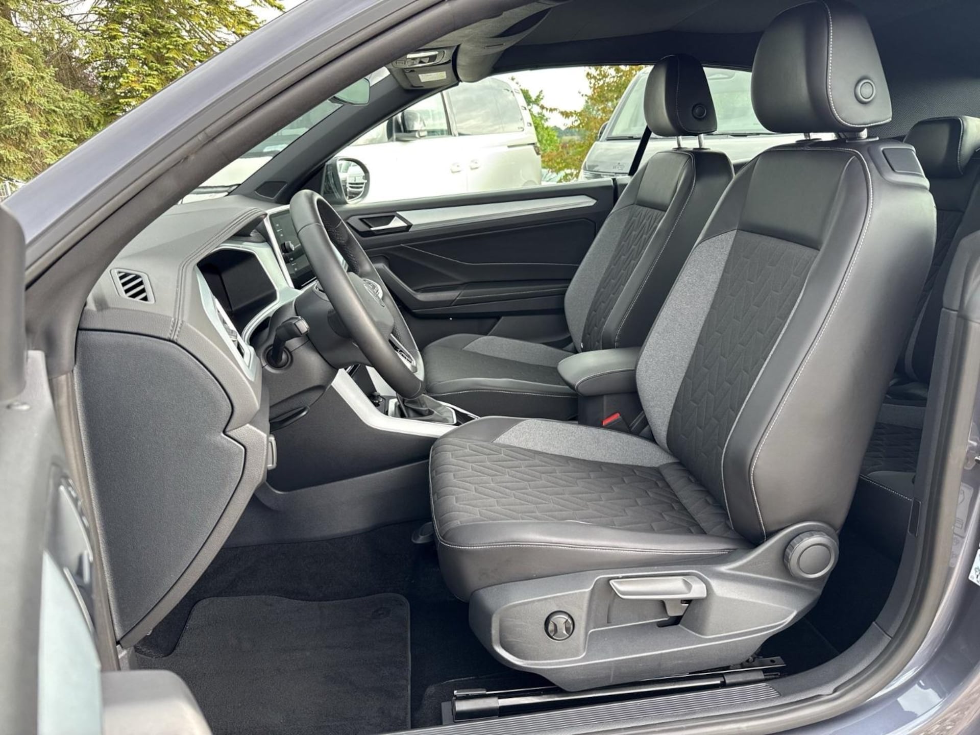 Volkswagen T-Roc Cabriolet Style
