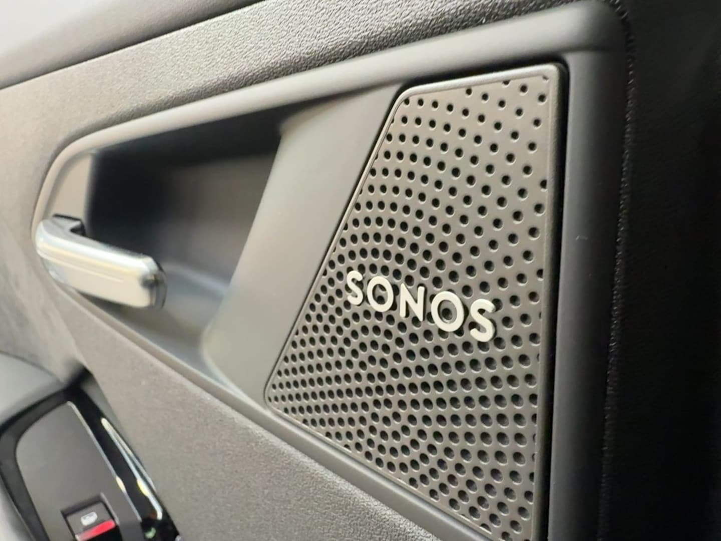Bild über Audi Q3 SUV TDI quattro 142 kW S tronic - für weitere Informationen kontaktieren Sie den Audi Partner