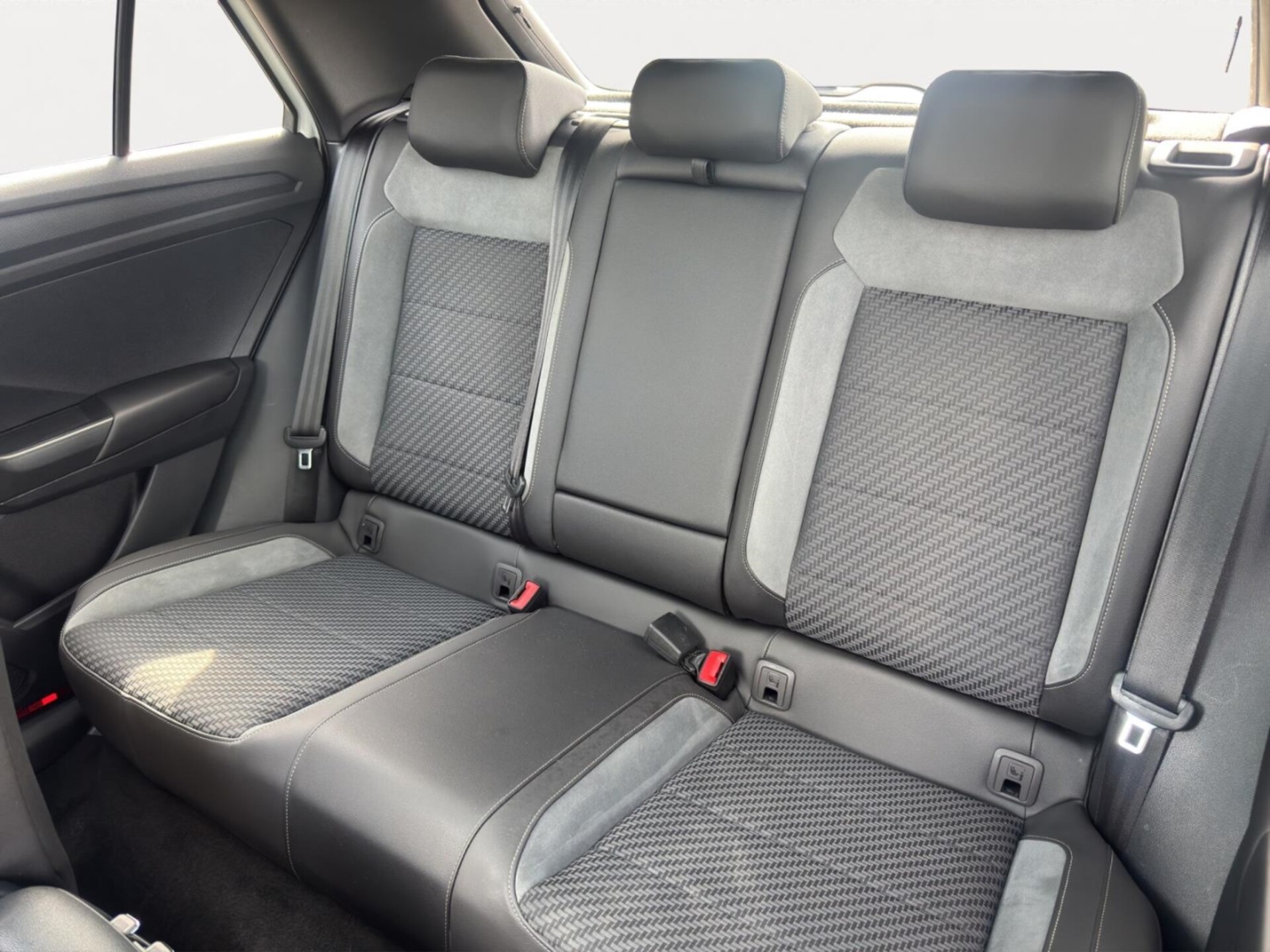 Volkswagen T-Roc Sport