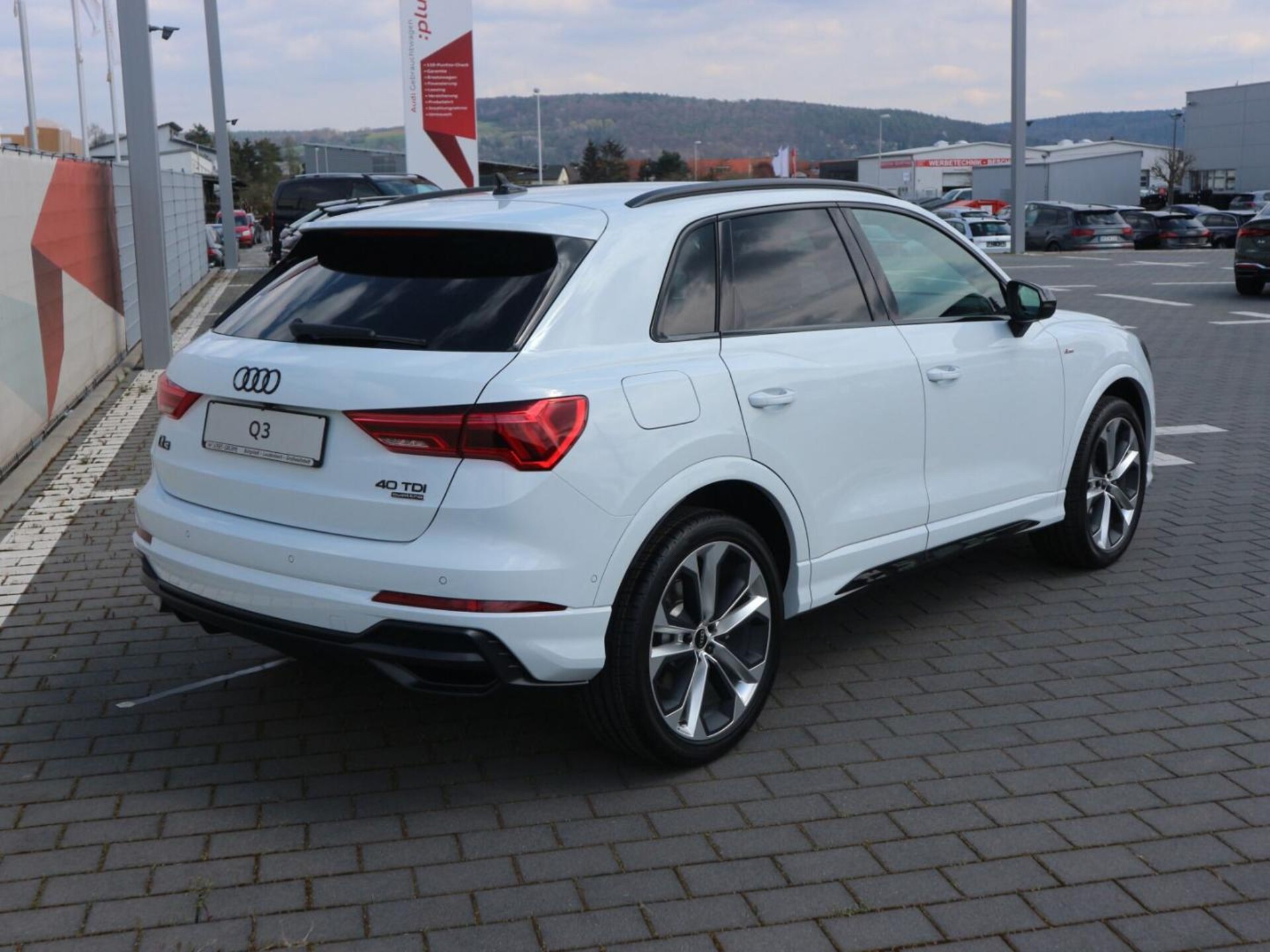 Audi Q3 SUV S line