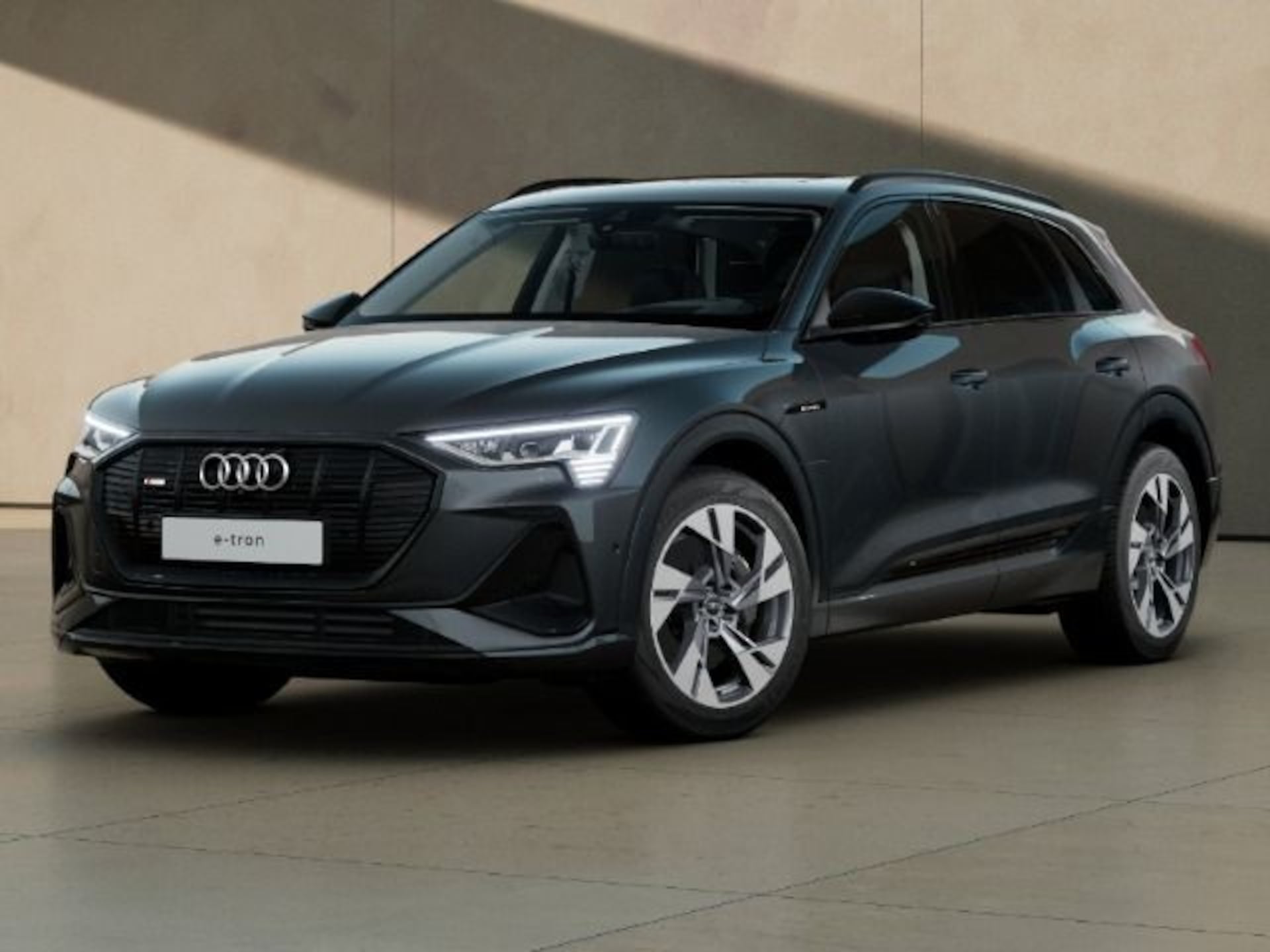 Audi e-tron S line