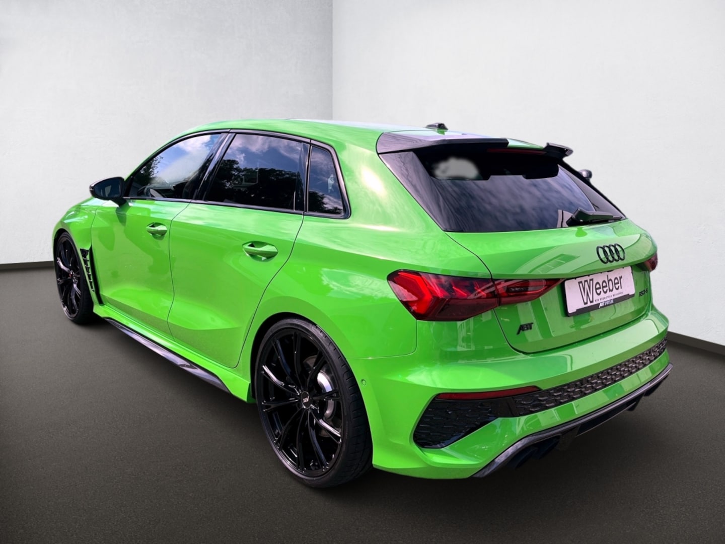 Bild über Audi RS 3 Sportback TFSI quattro S tronic - für weitere Informationen kontaktieren Sie den Audi Partner