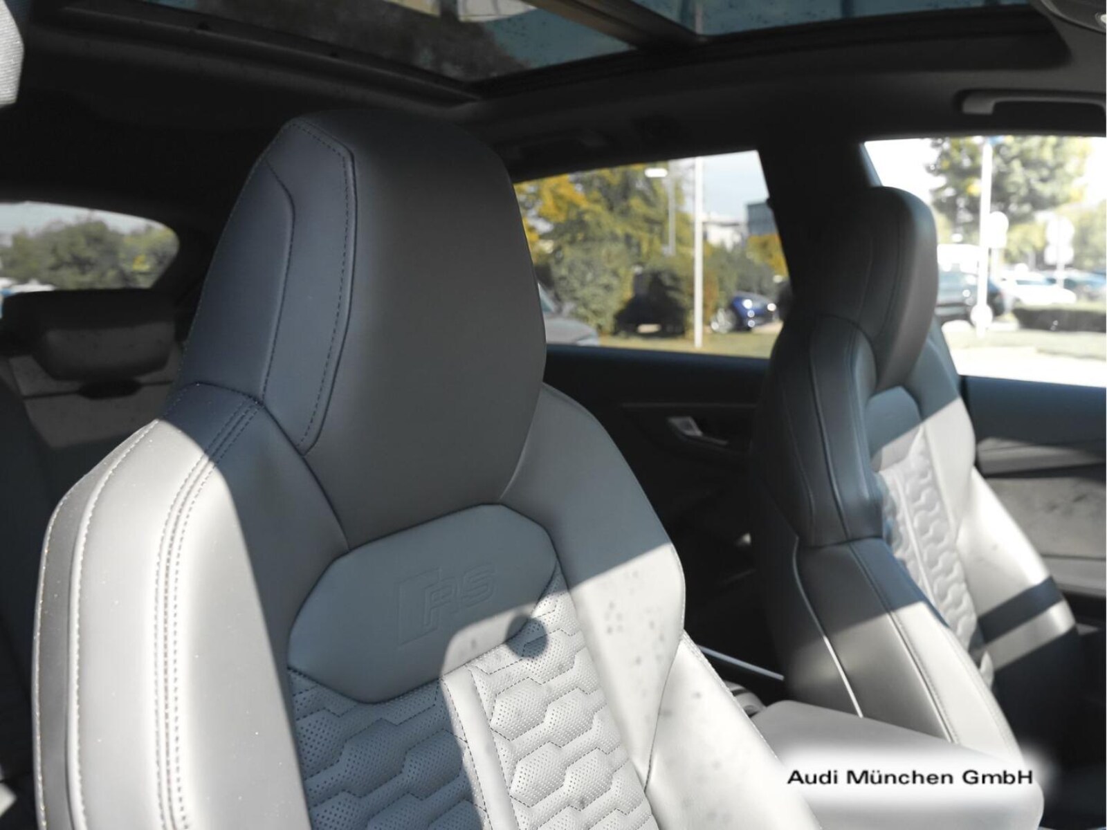 Audi RS Q8 – Bild 12