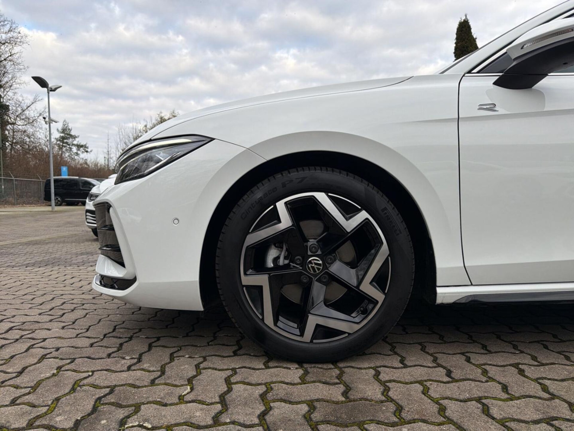 Volkswagen Passat R-Line