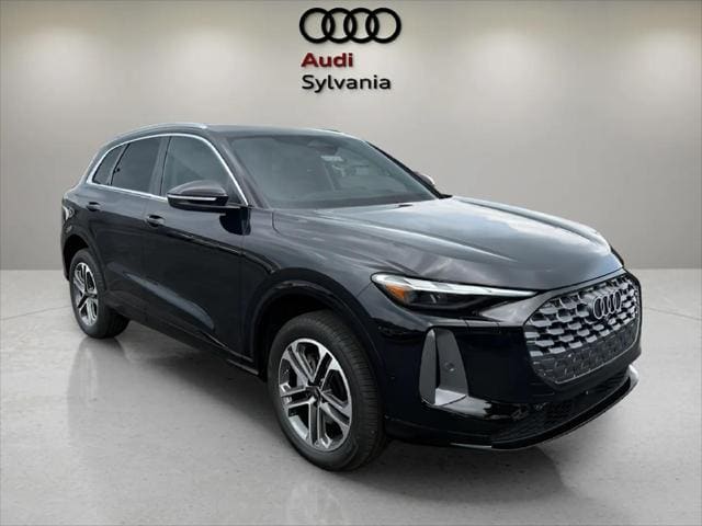 2025 Audi Q5 Premium - Photo 2