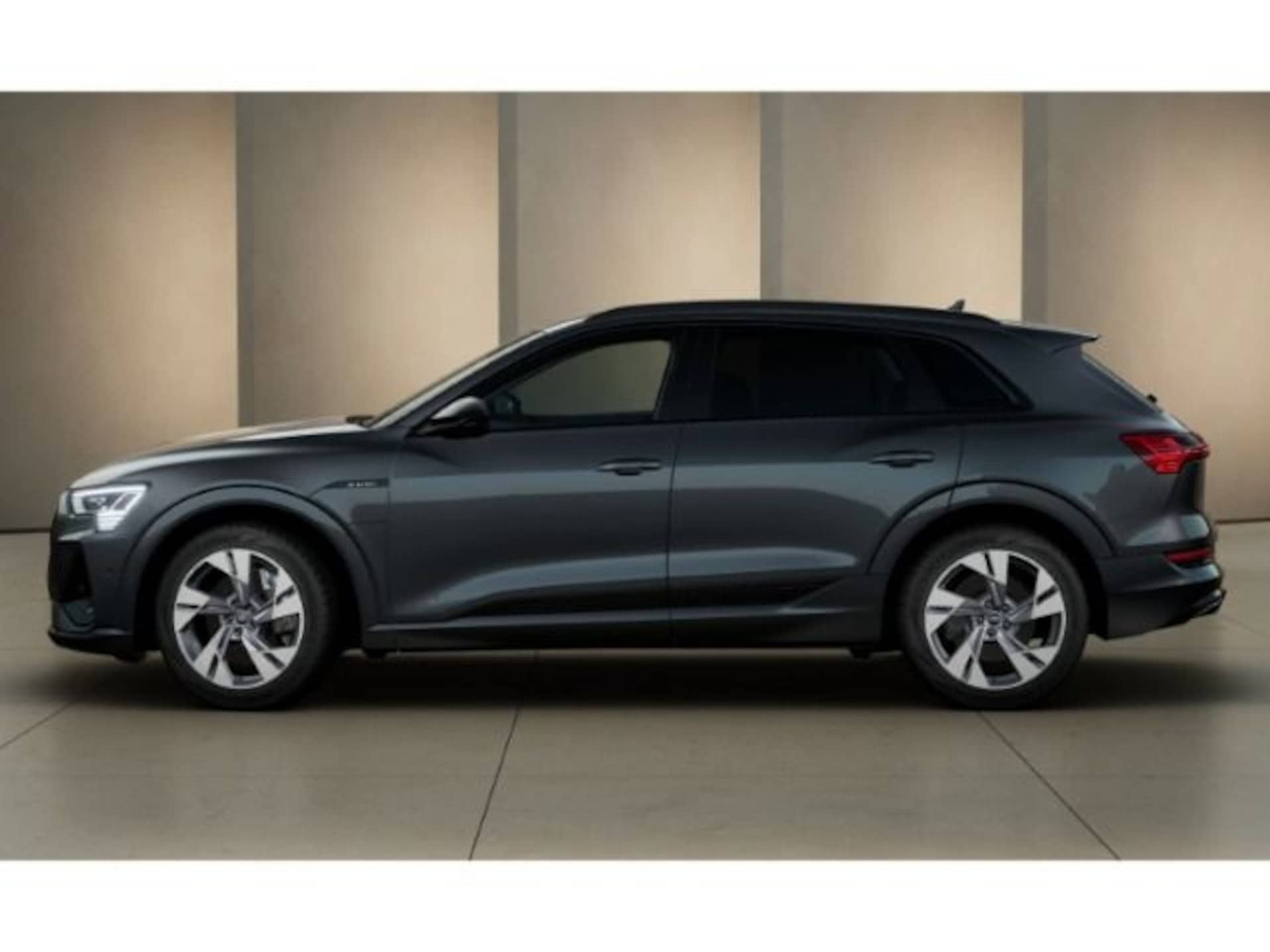 Audi e-tron S line
