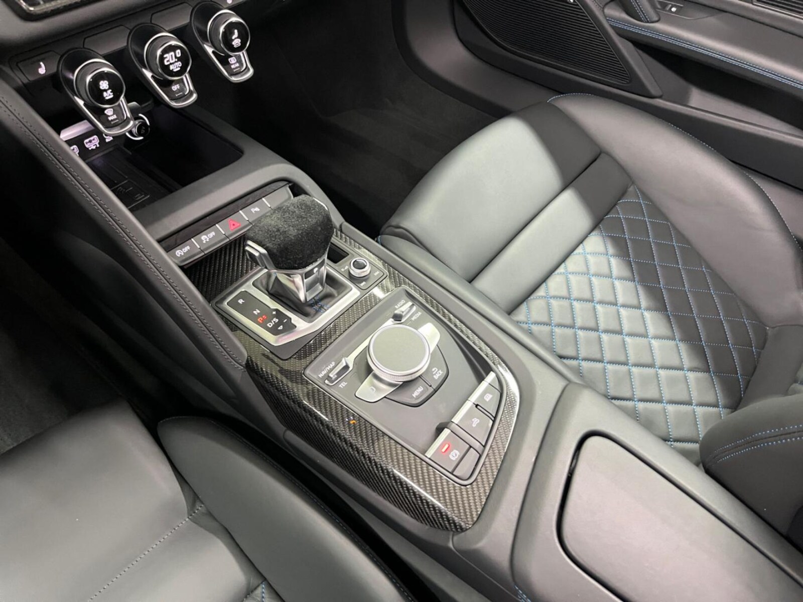 Audi R8 Spyder V10 performance quattro – Bild 7