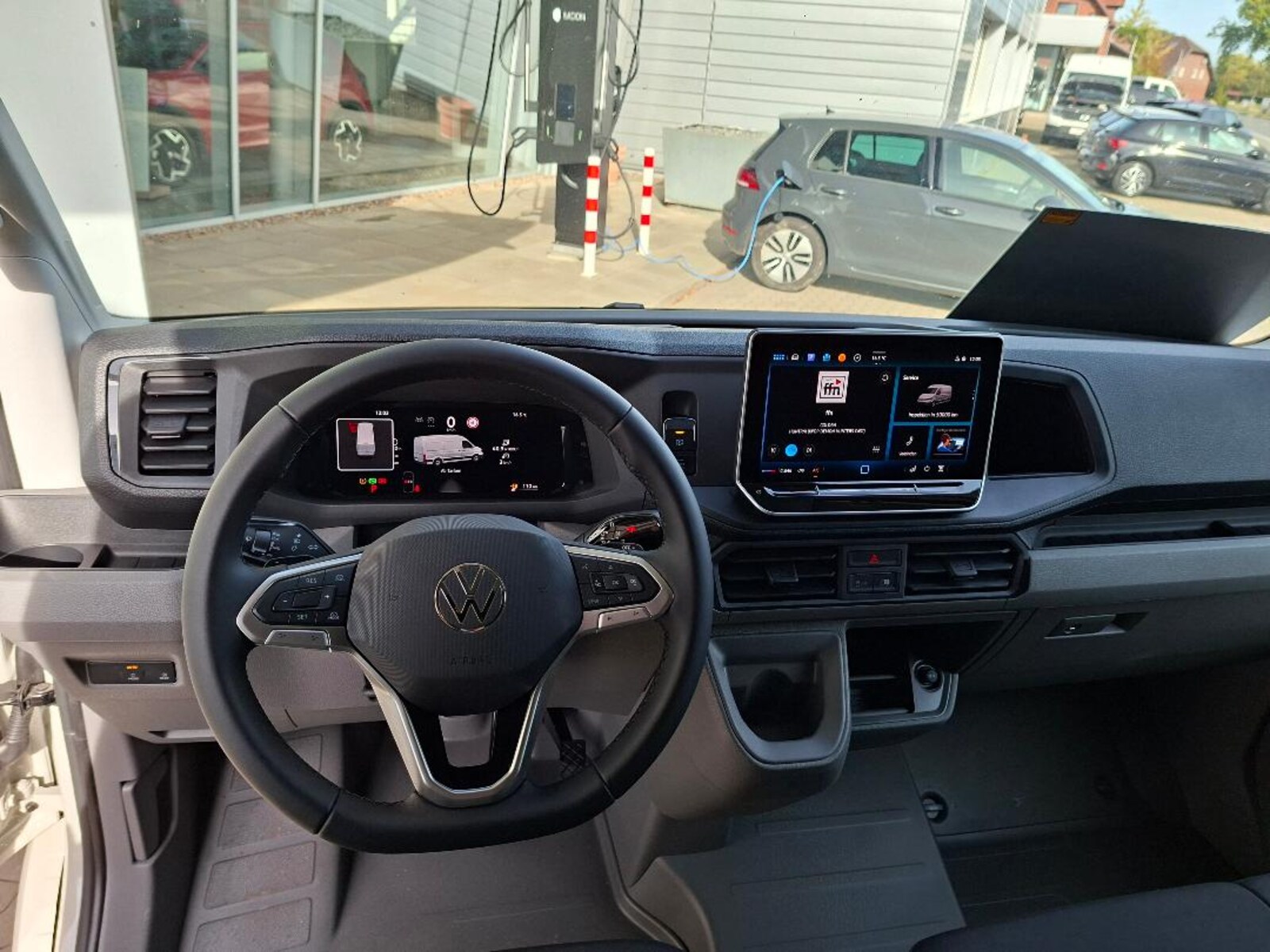 Volkswagen Crafter Kasten mittlerer Radstand – Bild 15