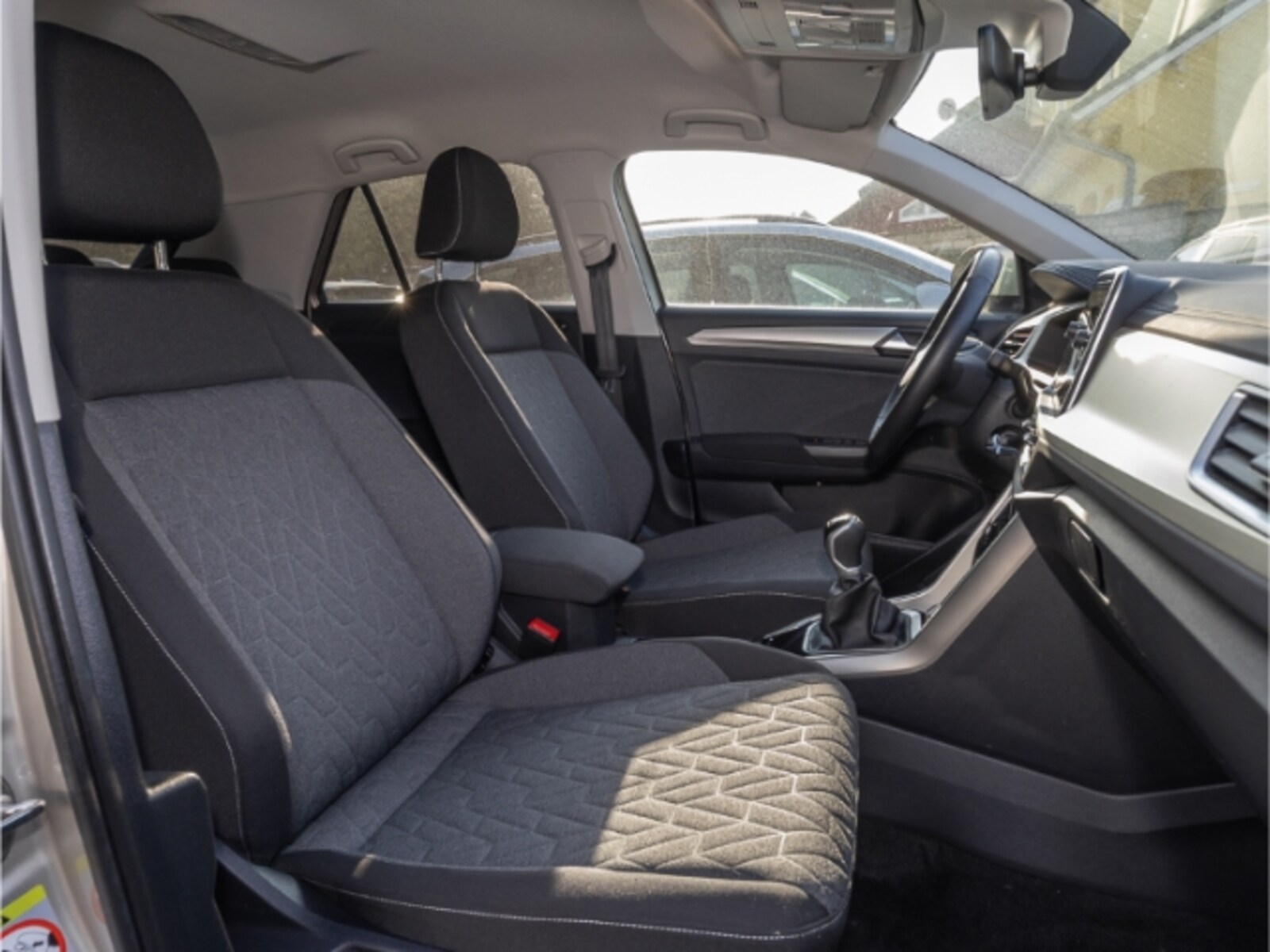 Volkswagen T-Roc – Bild 12