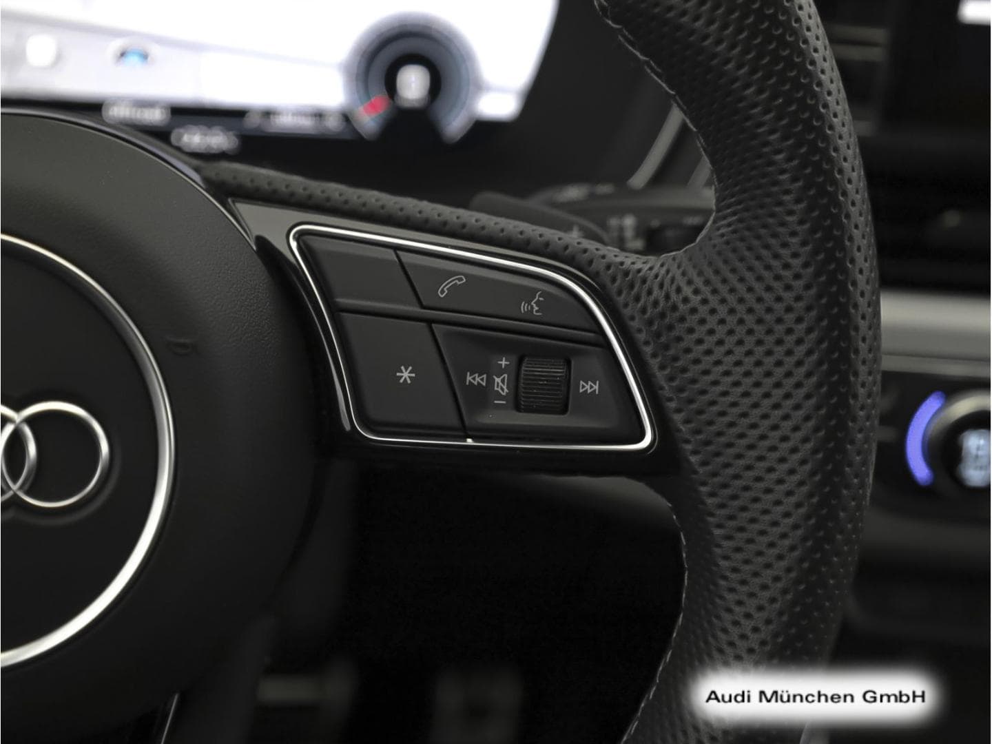 Bild über Audi A4 Avant S line 40 TFSI S tronic - für weitere Informationen kontaktieren Sie den Audi Partner