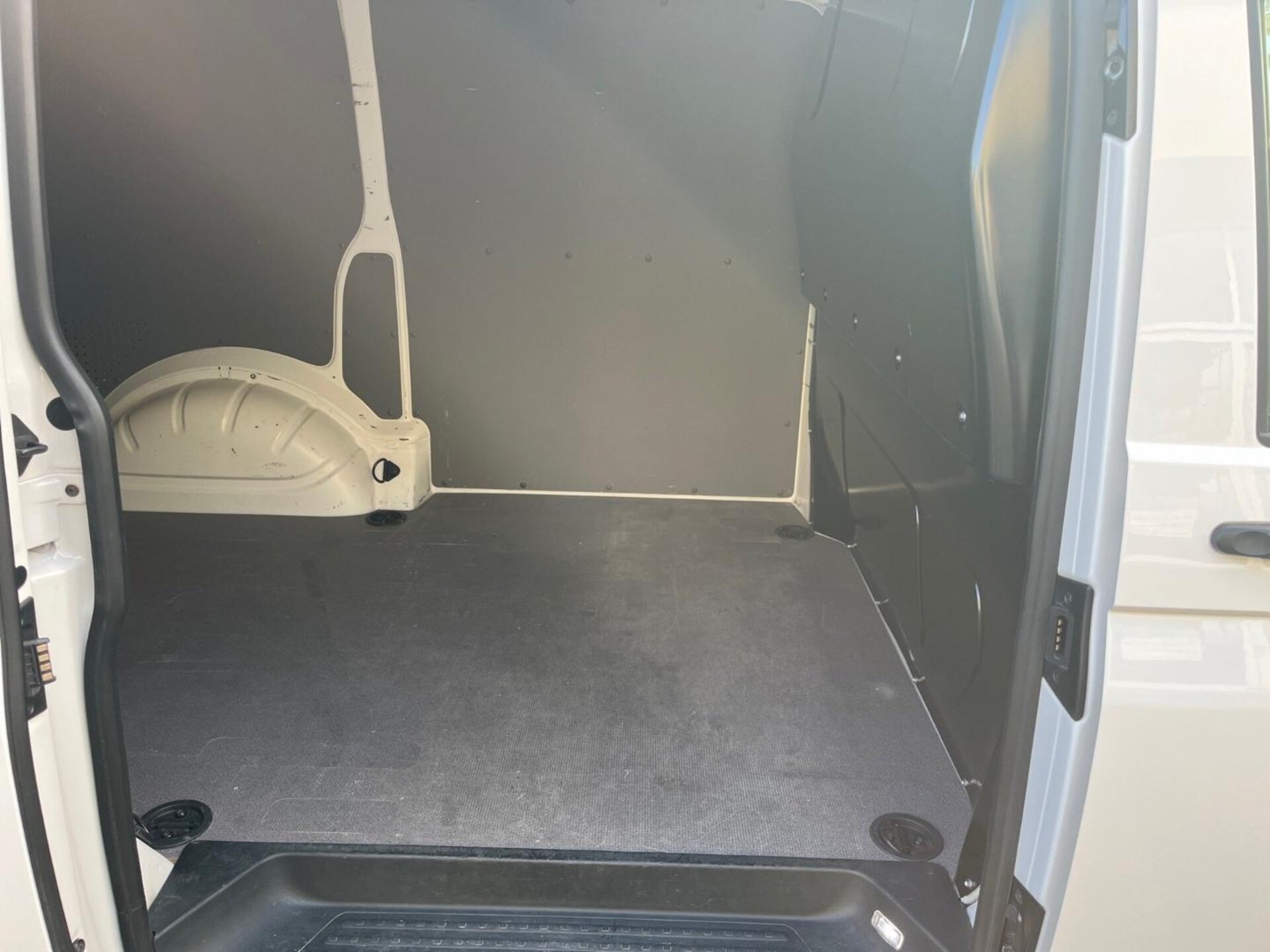 Volkswagen T6.1 Transporter Kasten kurzer Radstand EcoProfi