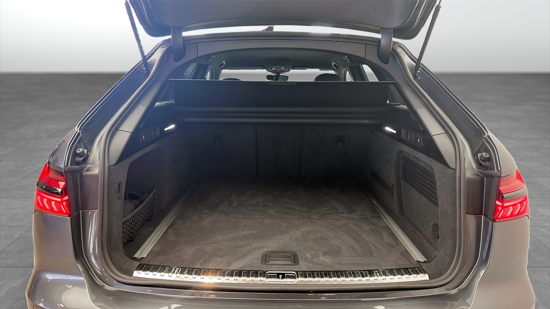 Image about Audi A6 Avant A6 Avant 40 TDI quattro S line204hkS tronic